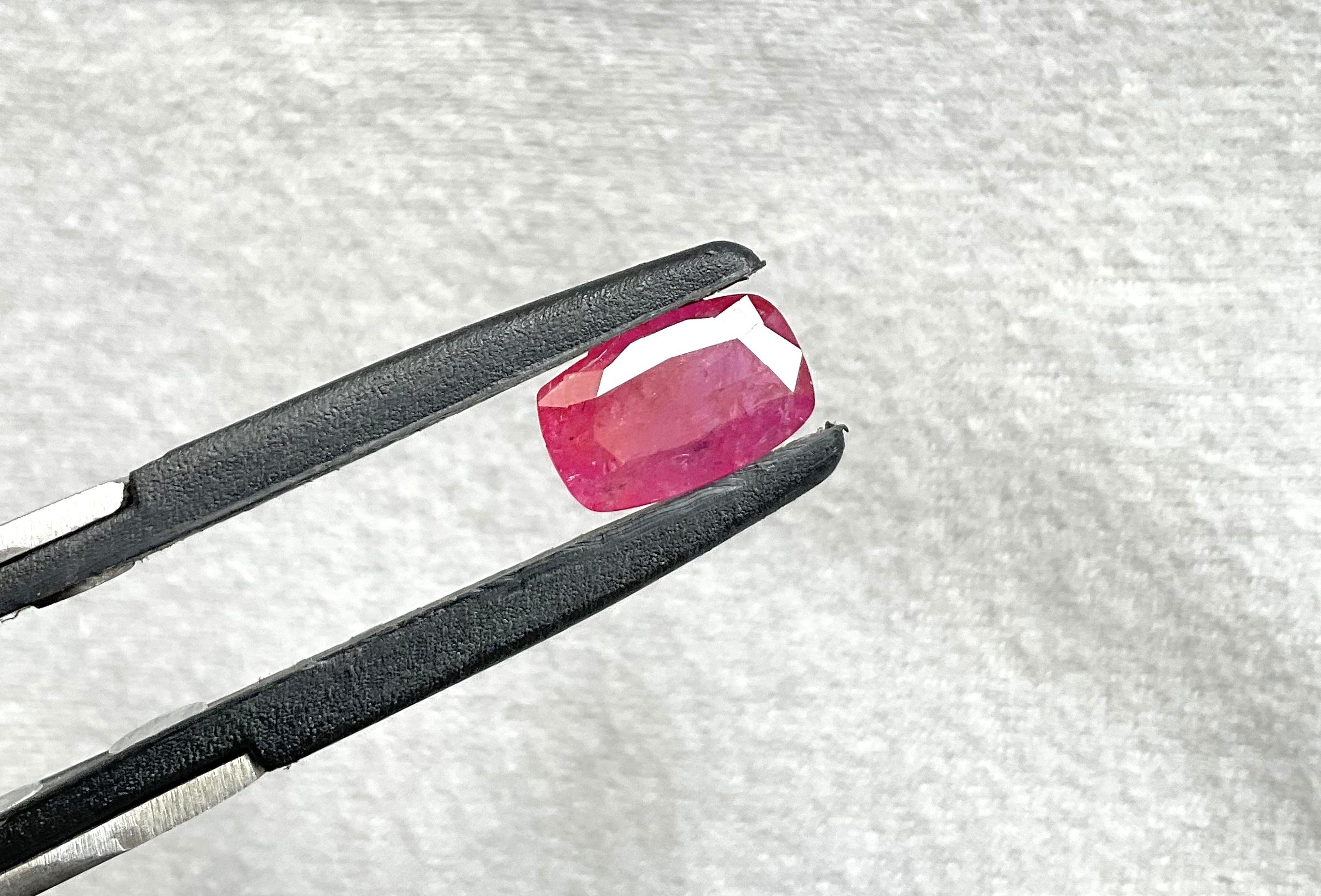 Women's or Men's Certified 3.27 Carats Mozambique Ruby Cushion Faceted Cut stone No Heat Natural For Sale