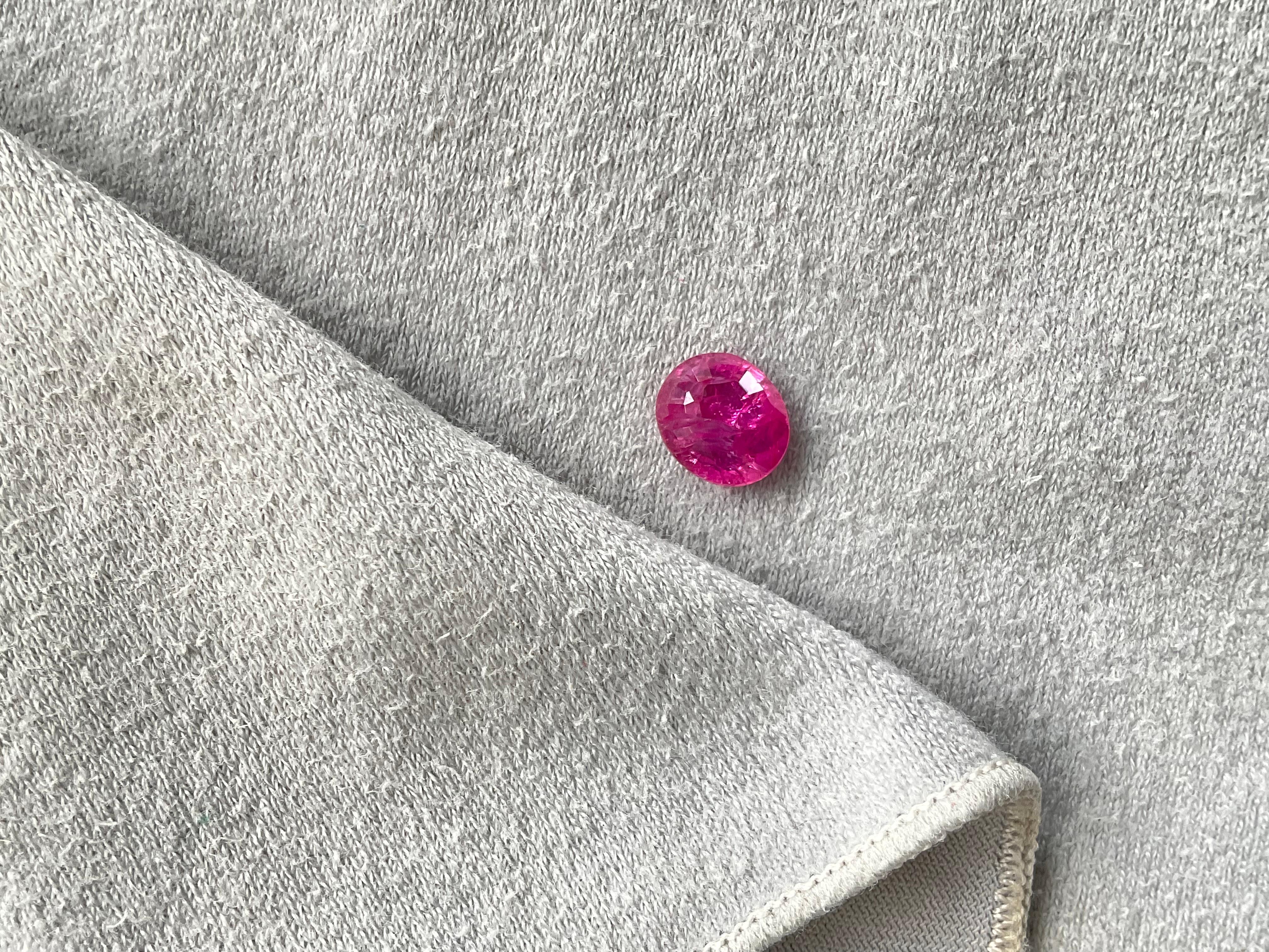 Oval Cut Certified 3.30 Carats Mozambique Ruby Oval Faceted Cutstone No Heat Natural Gem For Sale