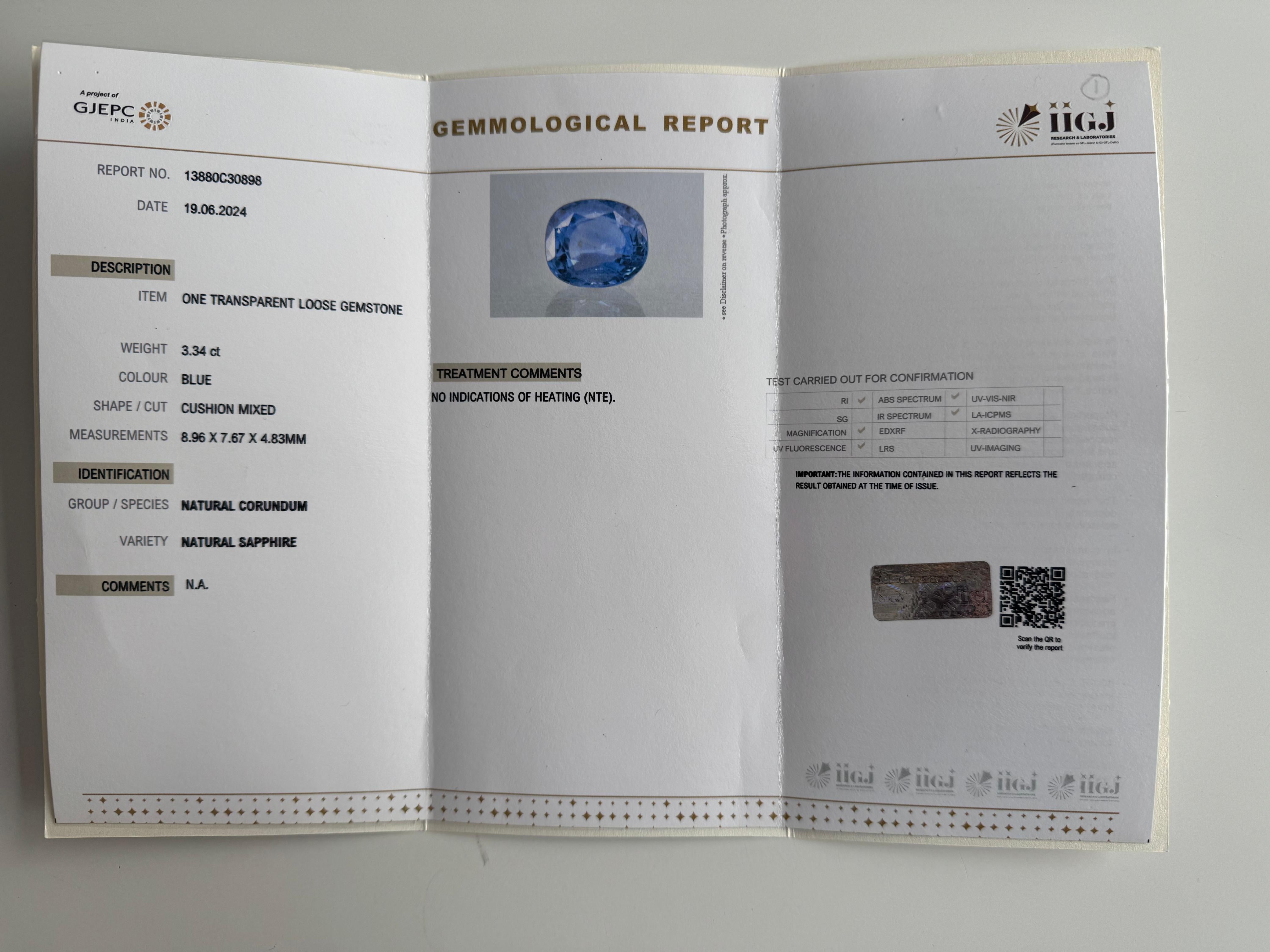 Certified 3.34 Carat Ceylon Sri Lanka Cushion Natural Blue Sapphire For Sale 1