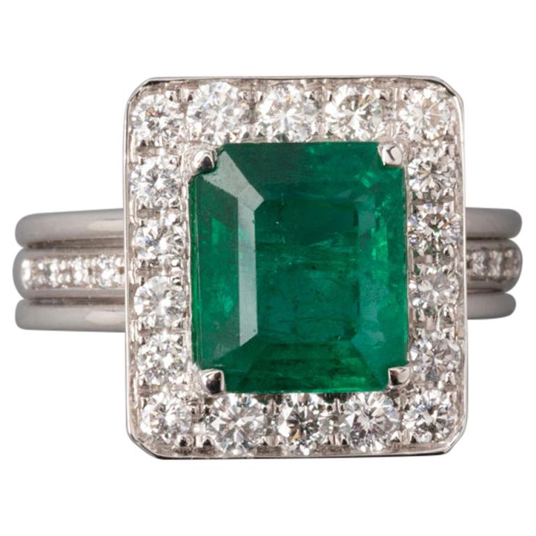 Certified 3.35 Carat Emerald French Ring For Sale