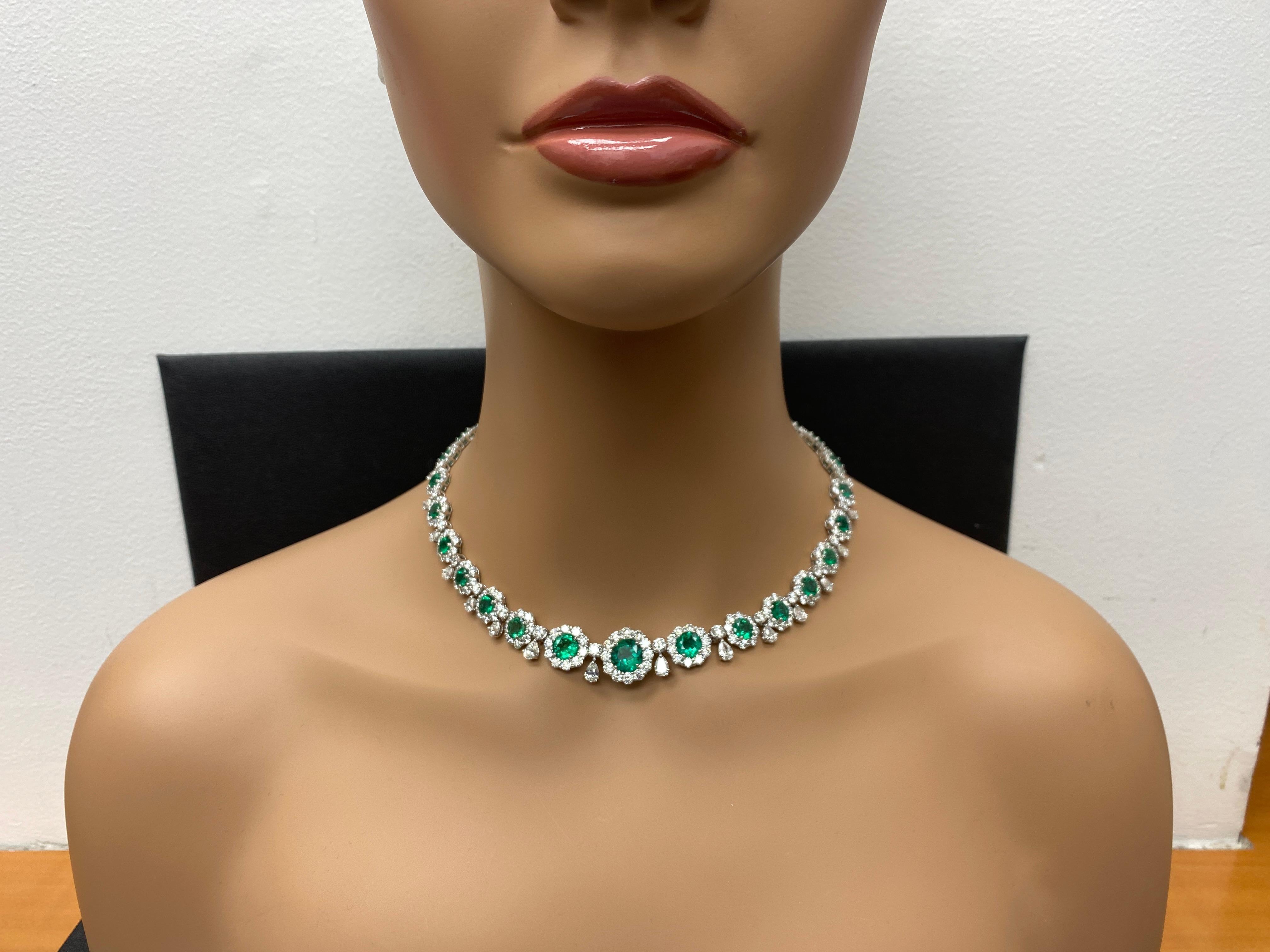 20.92 Carat Round shape Emeralds and Diamond Necklace in Platinum For Sale 10