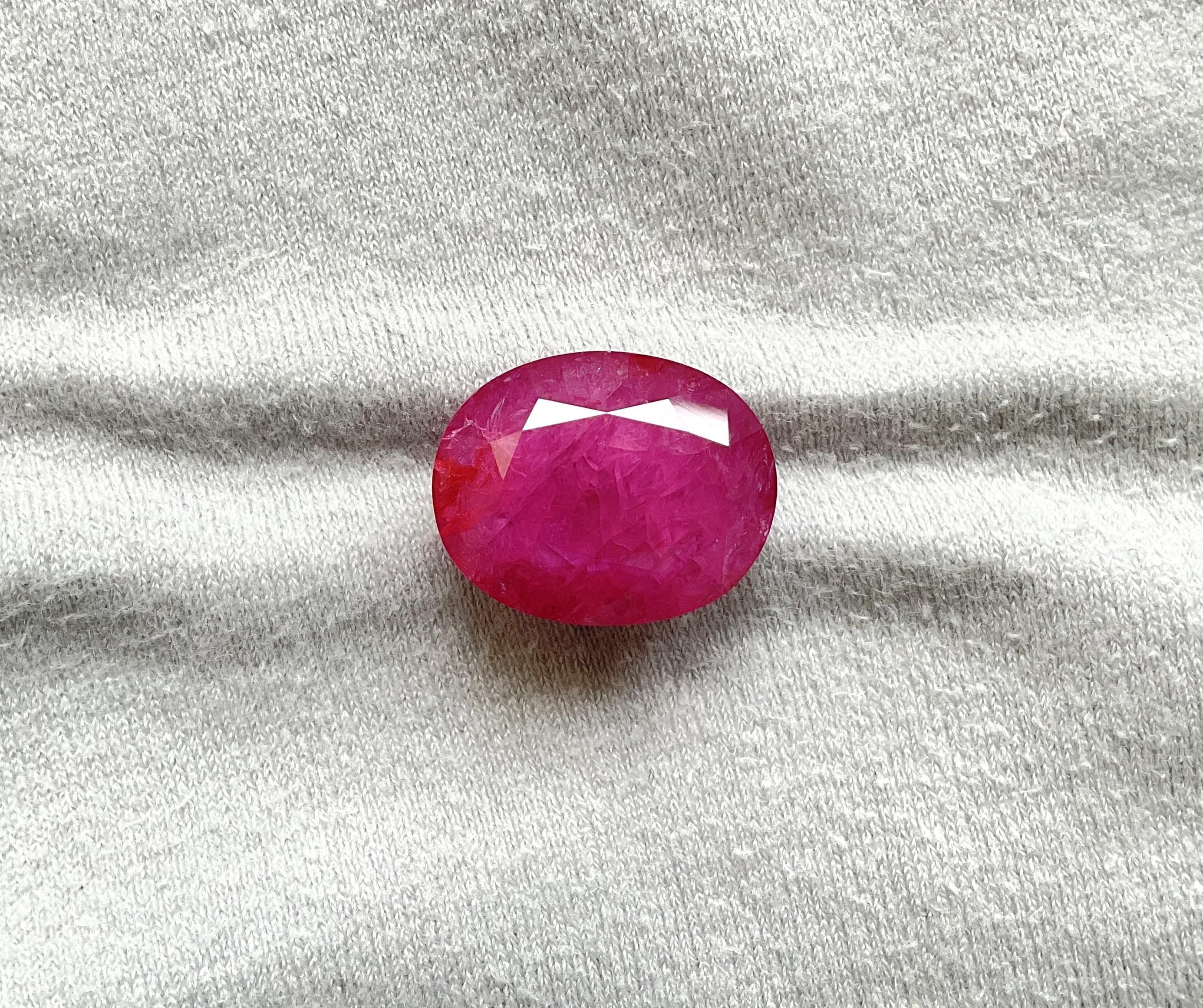 Zertifizierte 34.29 Karat Mosambik Rubin Oval Facettenschliffstein keine Hitze natürlichen Edelstein für Damen oder Herren
