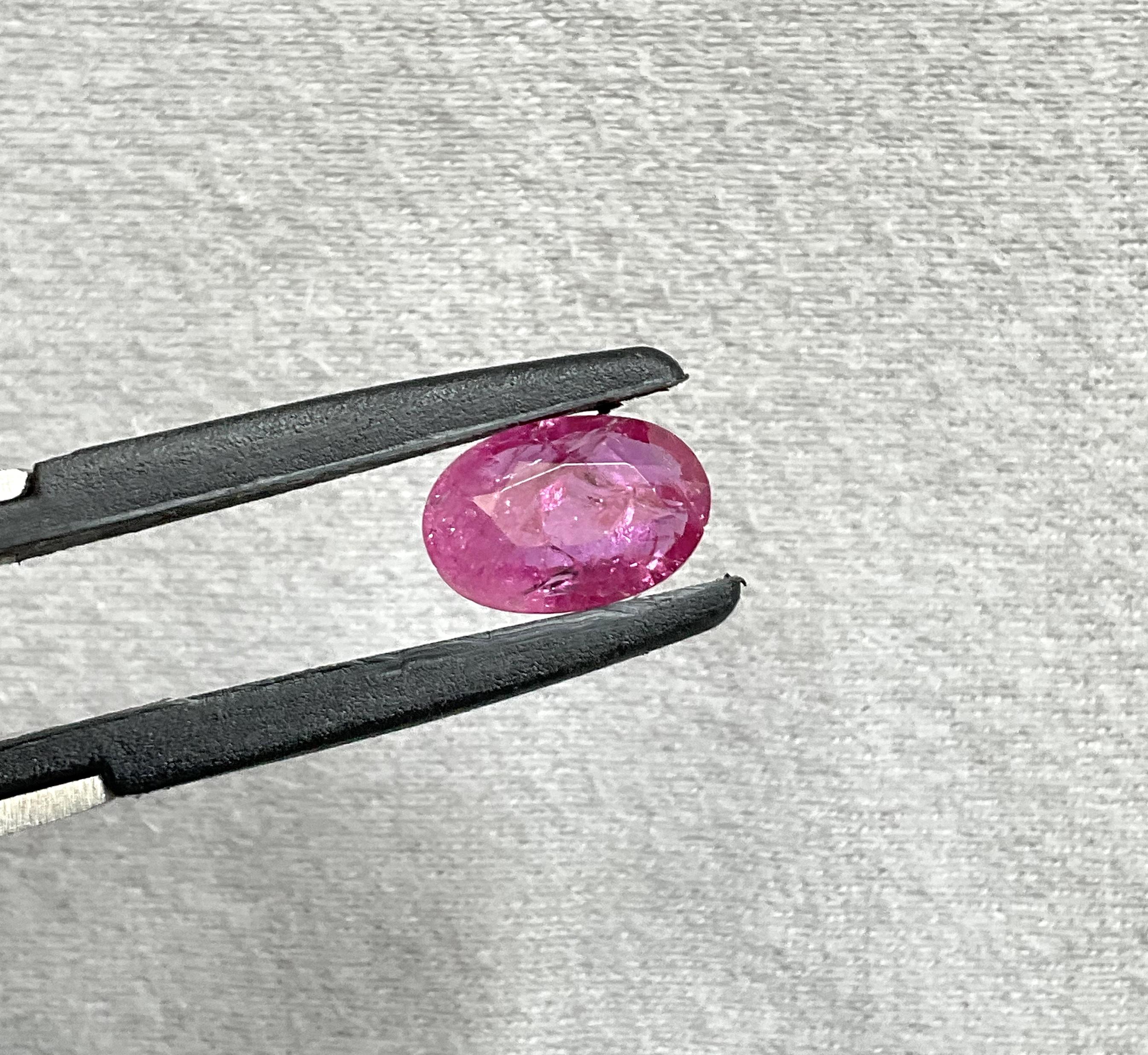 Zertifiziert 3.43 Karat Mosambik Rubin Oval Facettenschliff Stein keine Hitze natürlichen Edelstein im Zustand „Neu“ im Angebot in Jaipur, RJ