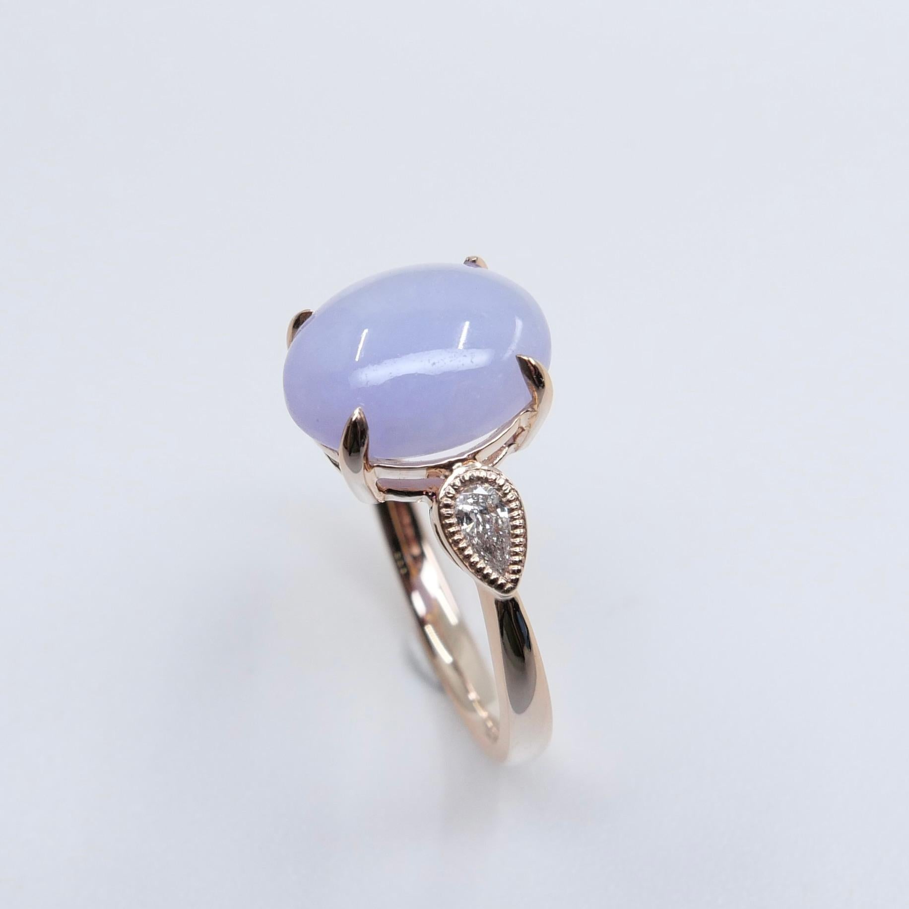 Cabochon Certified 4.02 Carats Lavender Jade & Pear Shaped Cut Diamond 3 Stone Ring For Sale