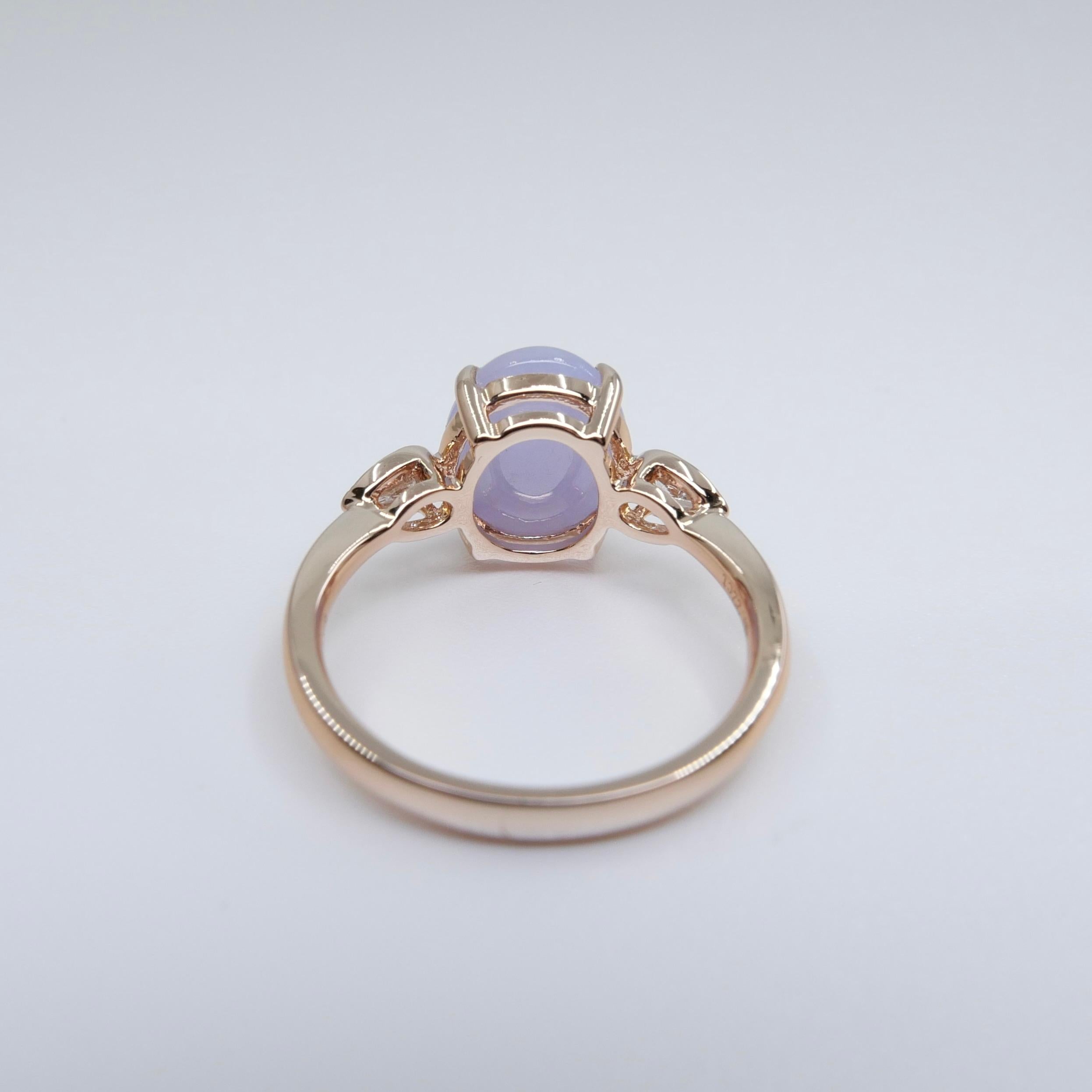 Certified 4.02 Carats Lavender Jade & Pear Shaped Cut Diamond 3 Stone Ring In New Condition For Sale In Hong Kong, HK