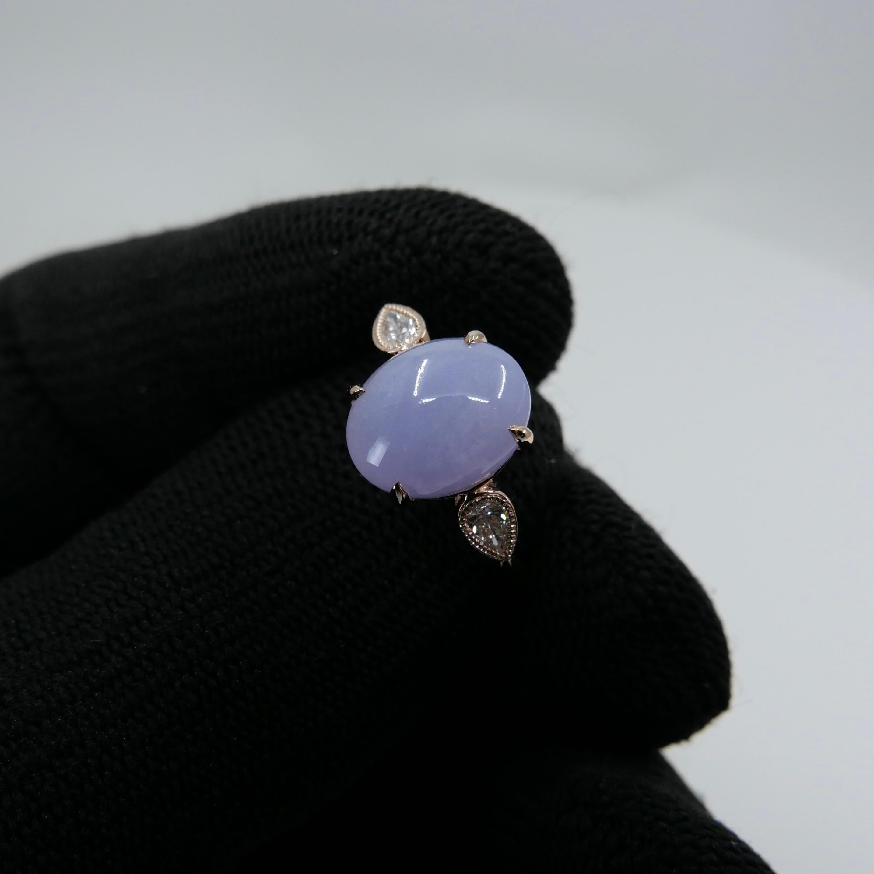Certified 4.02 Carats Lavender Jade & Pear Shaped Cut Diamond 3 Stone Ring For Sale 2