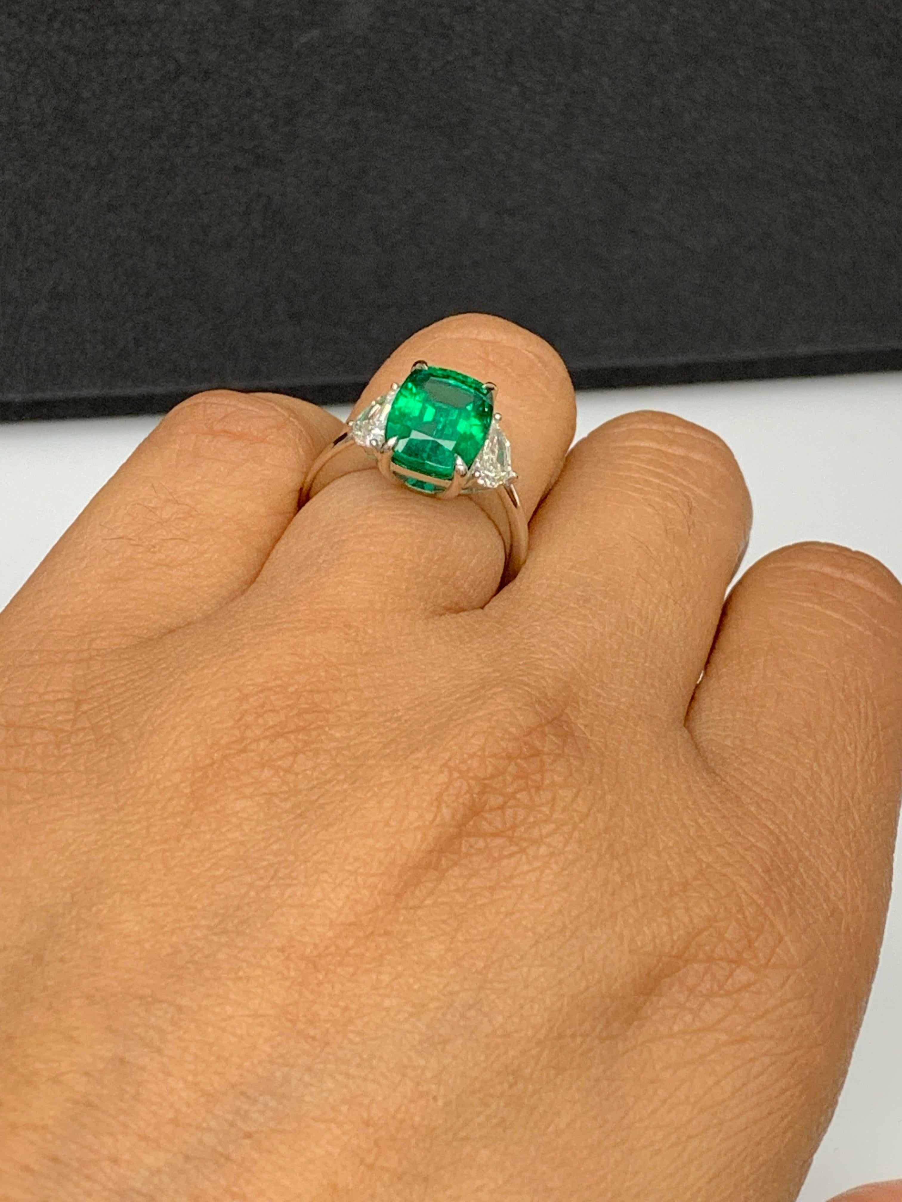 Certified 3.49 Carat Cushion Cut Emerald & Diamond Engagement Ring in Platinum For Sale 6