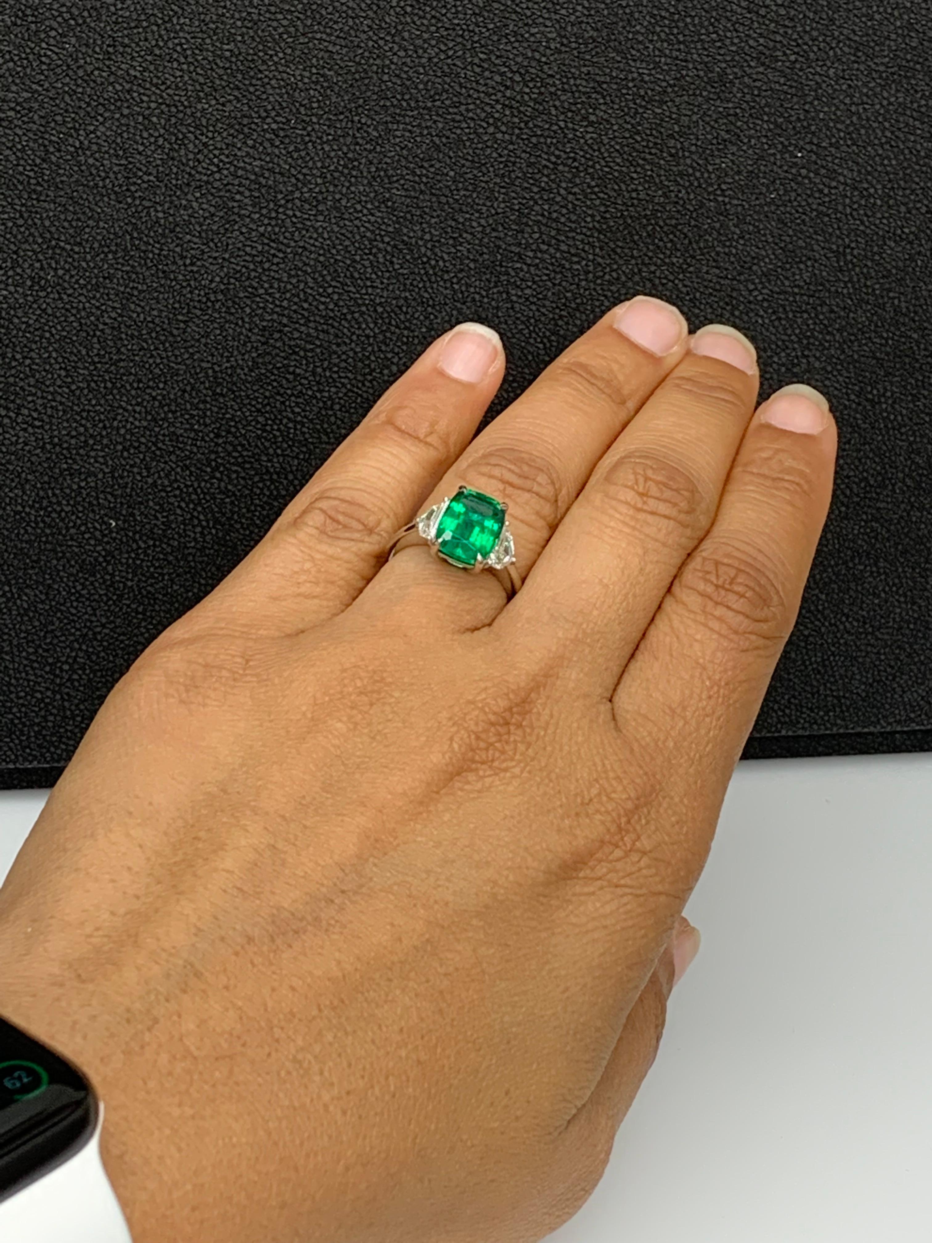 Certified 3.49 Carat Cushion Cut Emerald & Diamond Engagement Ring in Platinum For Sale 8