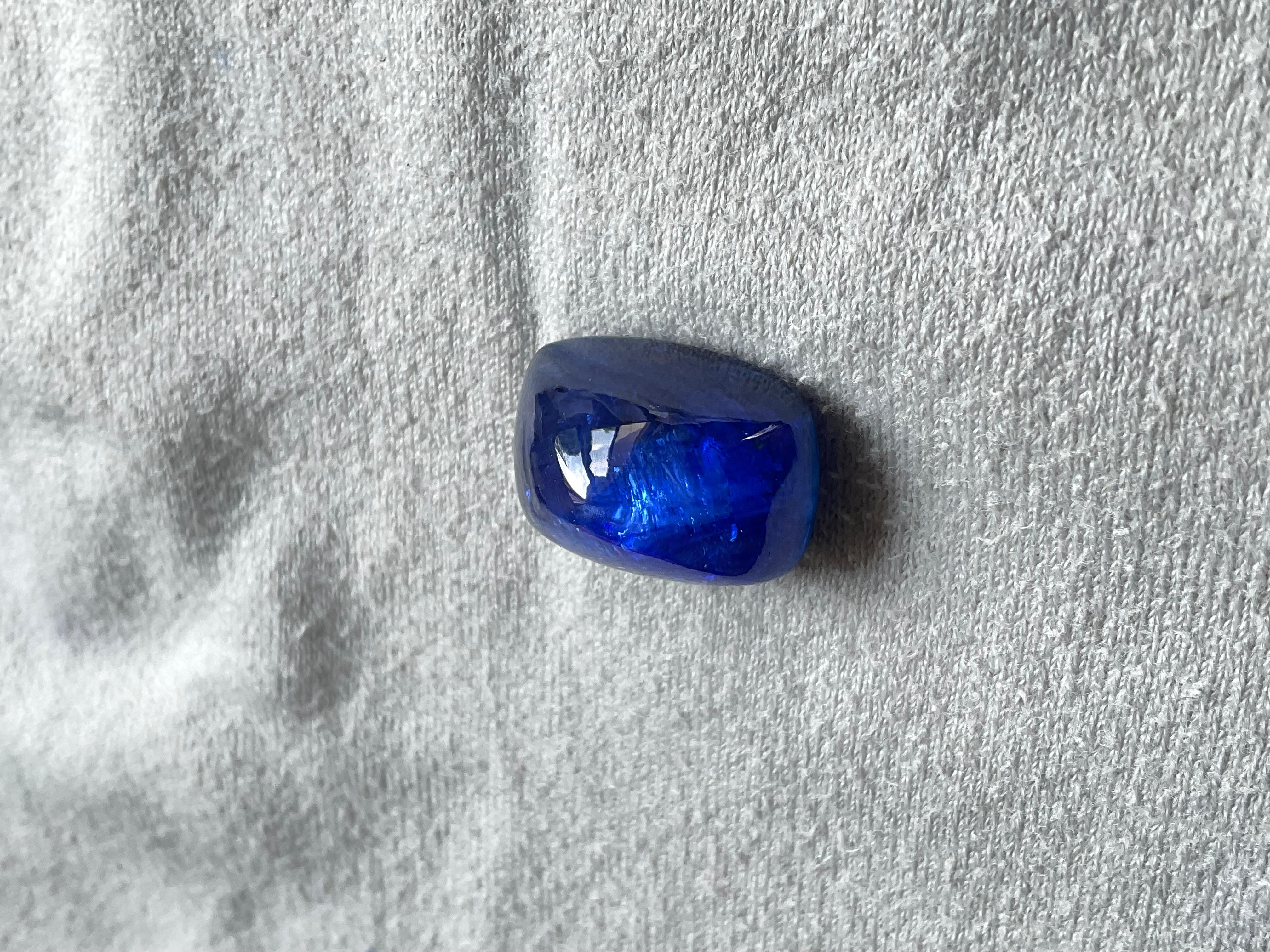 Zertifizierte 35,84 Karat Madagaskar Blue Sapphire No-Heat Sugarloaf Natural Gem (Kegel-Cabochon)