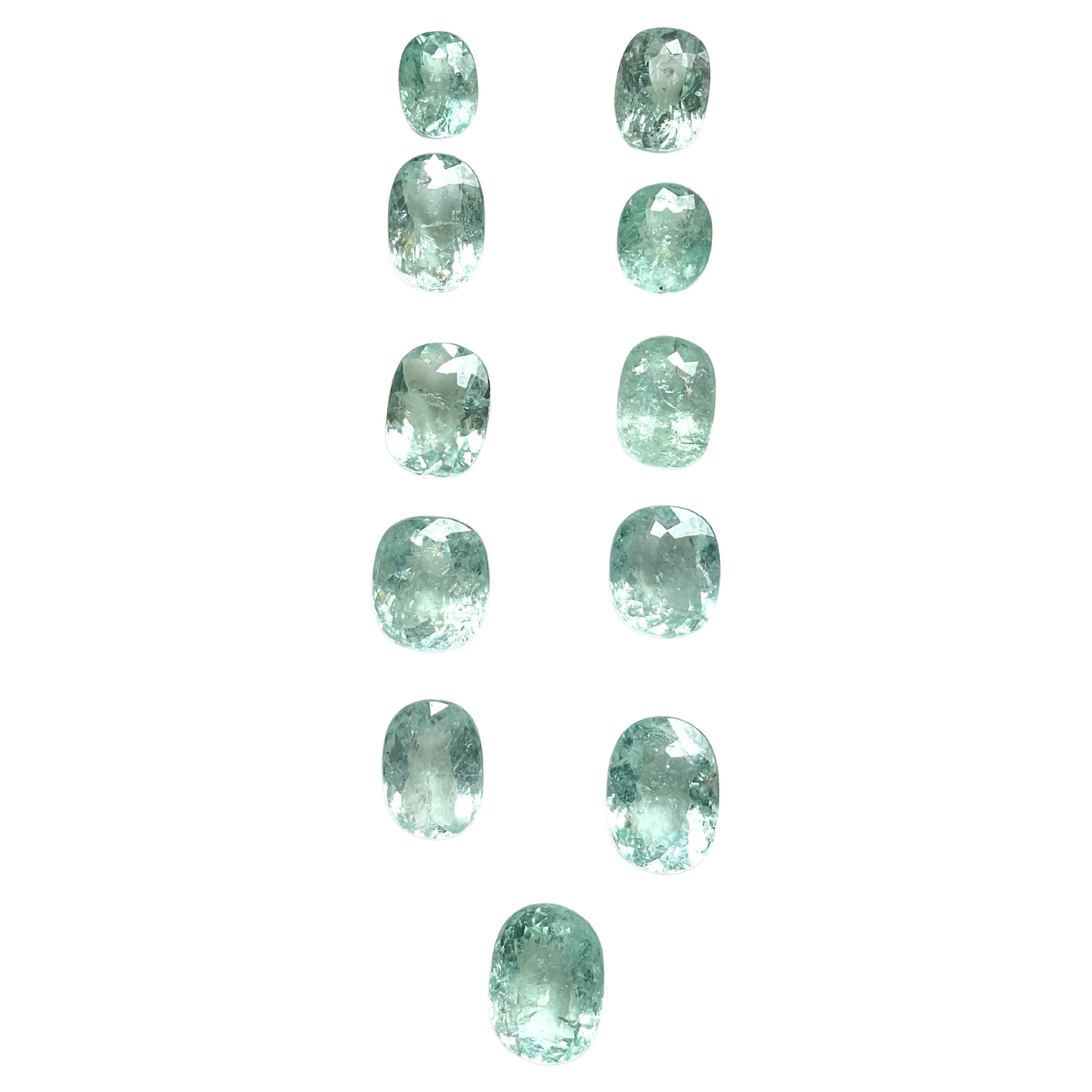 Certified 36.04 Carats Paraiba Tourmaline Oval Cut Stone Layout for Fine Jewelry
Gemstone - Paraiba Tourmaline
Color - Greenish Blue
Origin - Mozambique
Size - 6x8 To 12x9 MM
Piece - 11