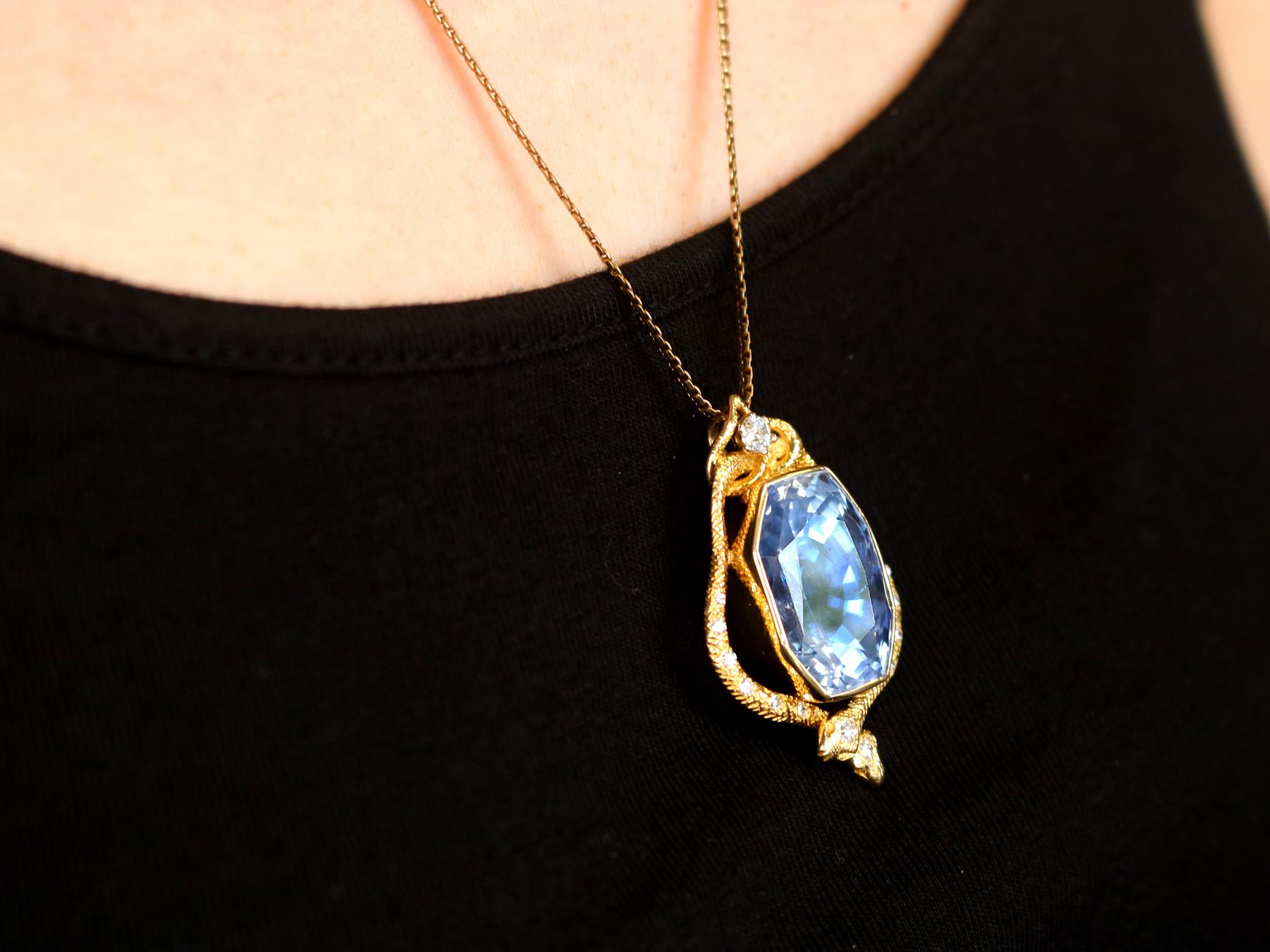 Certified 36.50 Carat Ceylon Sapphire and Diamond Yellow Gold Snake Pendant 7