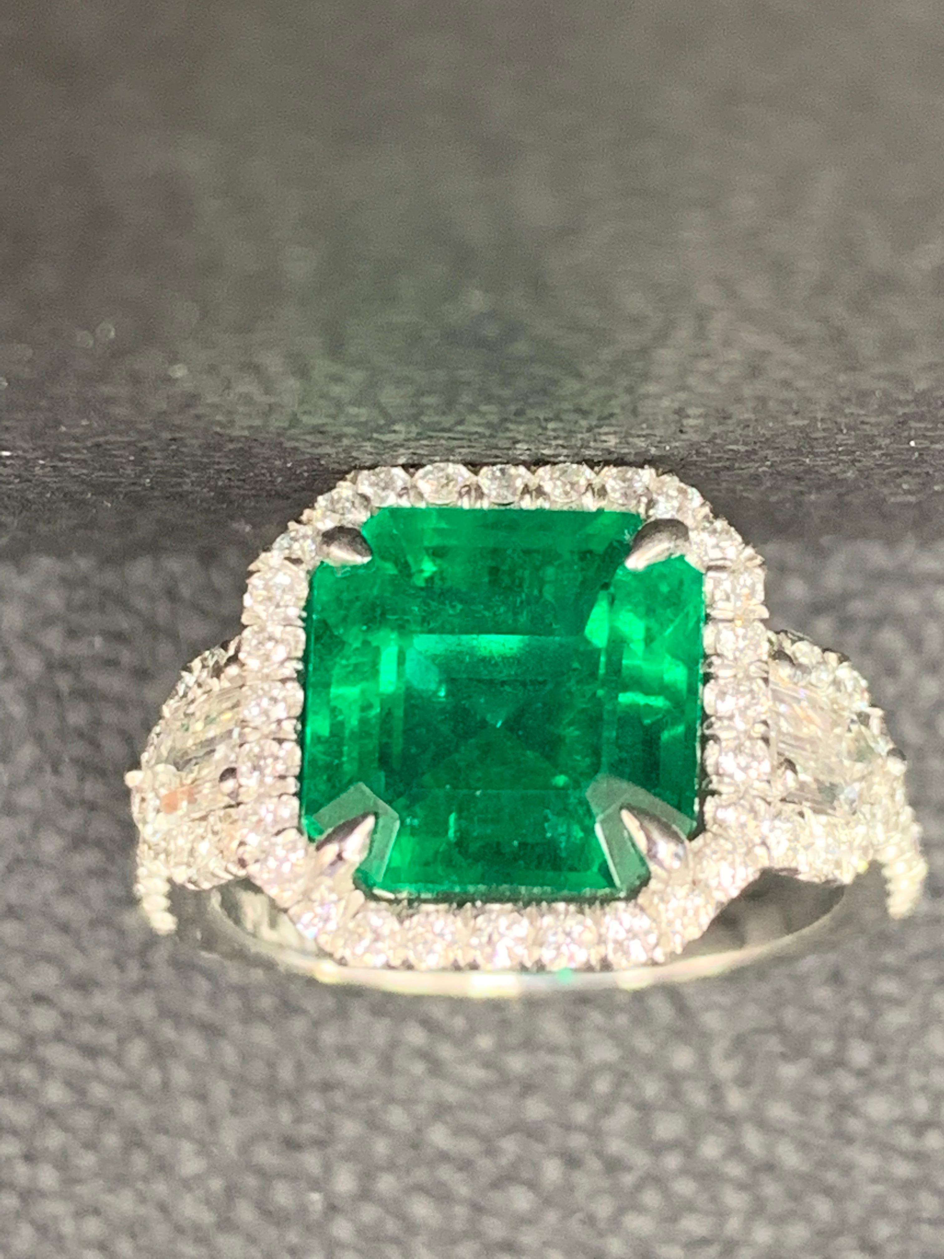 Certified 3.69 Carat Emerald and Diamond Three Stone Engagement ring in platinum For Sale 10
