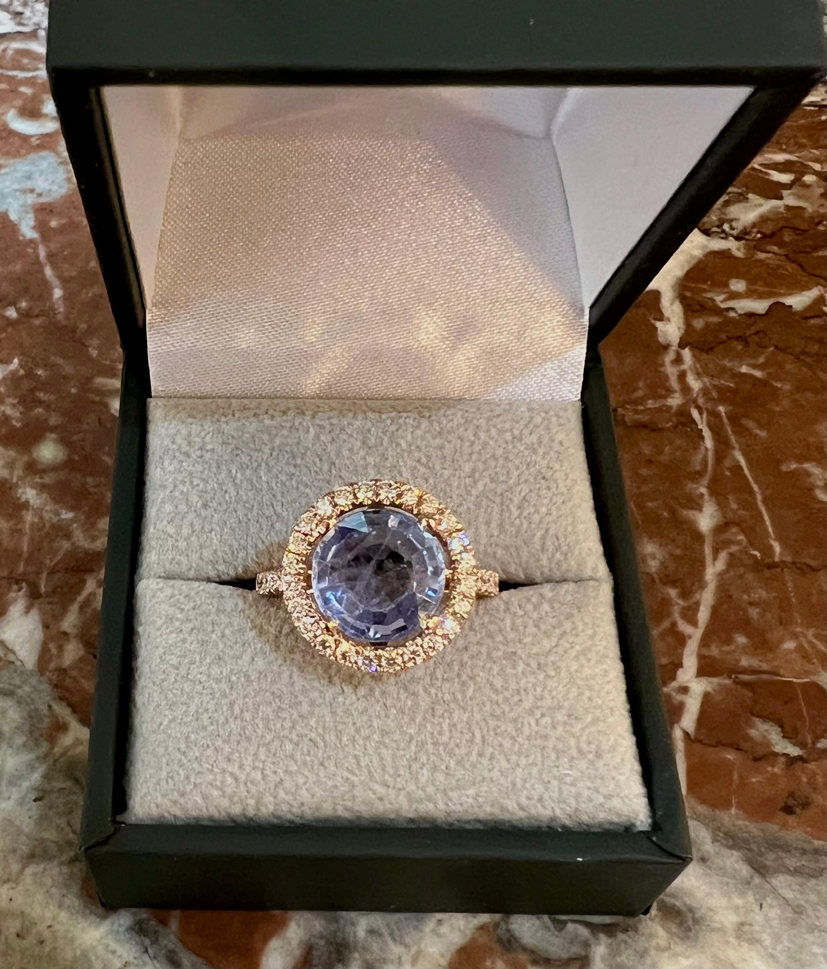 Certified 3.72 Carats Unheated Ceylon Sapphire Diamonds 18 Carats Rose Gold Ring In New Condition In Paris, FR
