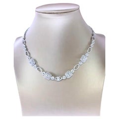 Collar de oro de 18 quilates con diamantes certificados de 3,75 quilates