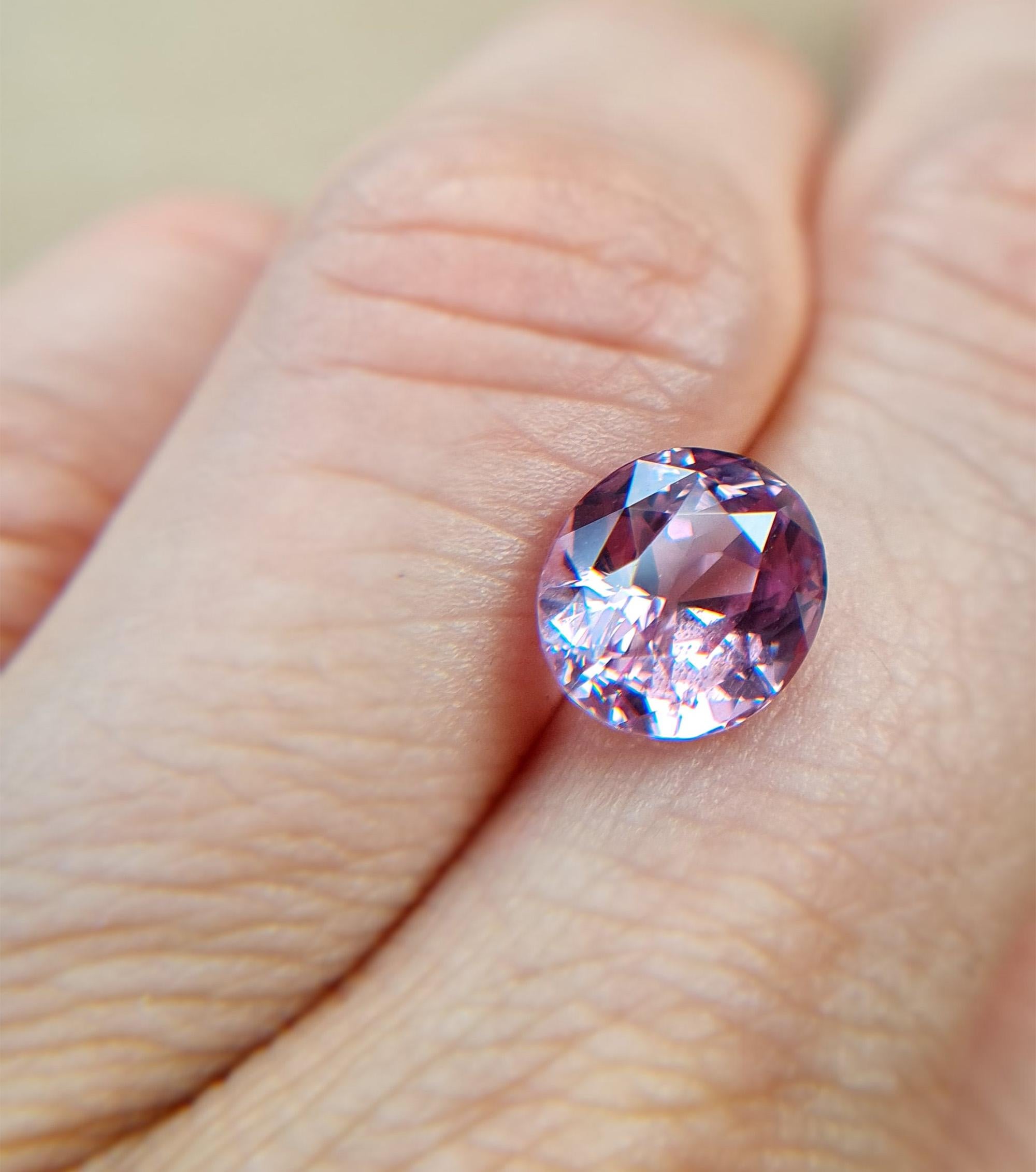 Dazzling 3.75 carat natural oval cut  fancy sapphire in a light purple colour with subtle pink undertones. This fancy sapphire is perfect for a charming pendant or ring with a mellow hint of colour.

We specialise in colour gemstones and offer a