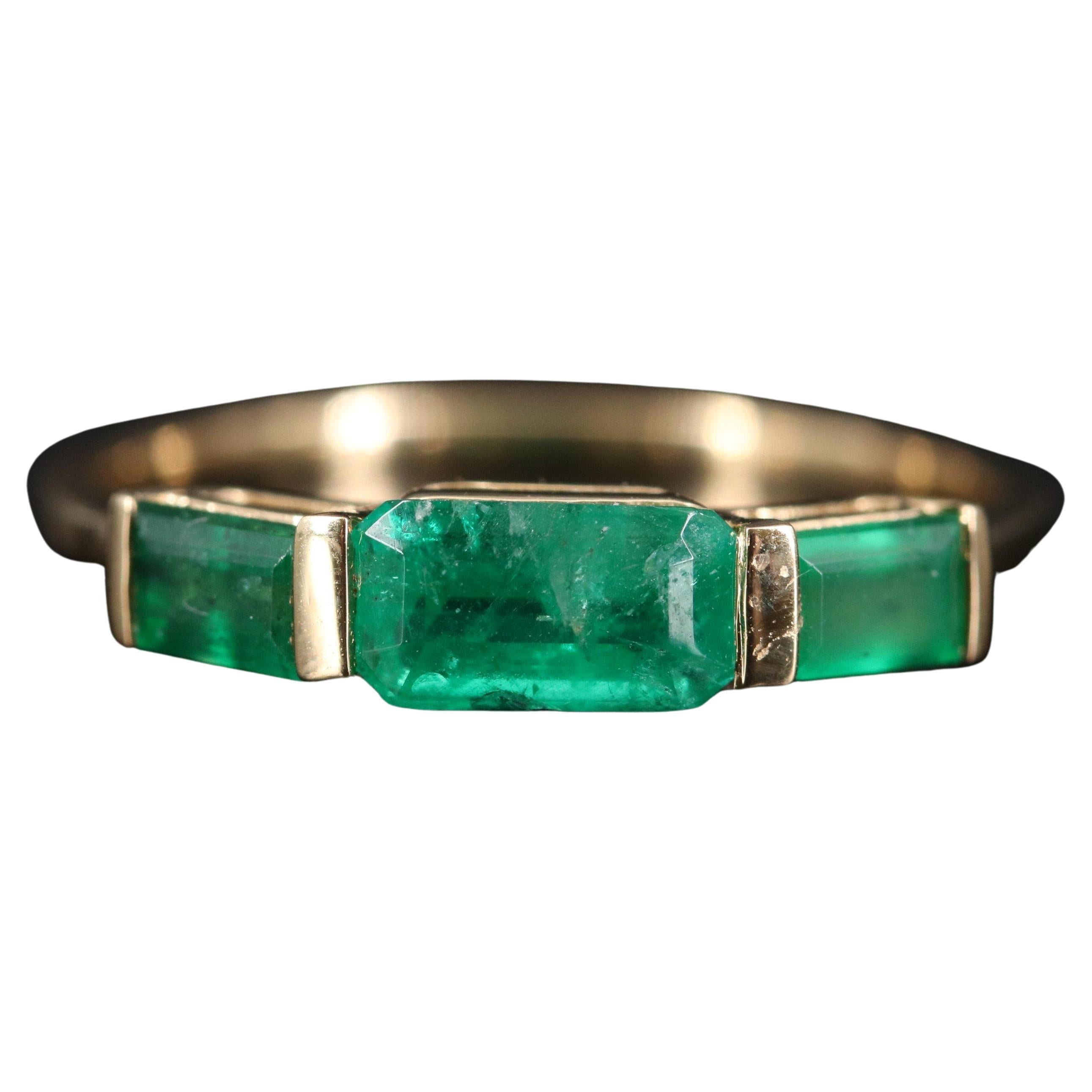 For Sale:  18K Gold 3 CT Natural Emerald Art Deco Style Engagement Ring, Fashion Band Rings