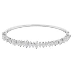 Moderne Armbänder mit Diamanten