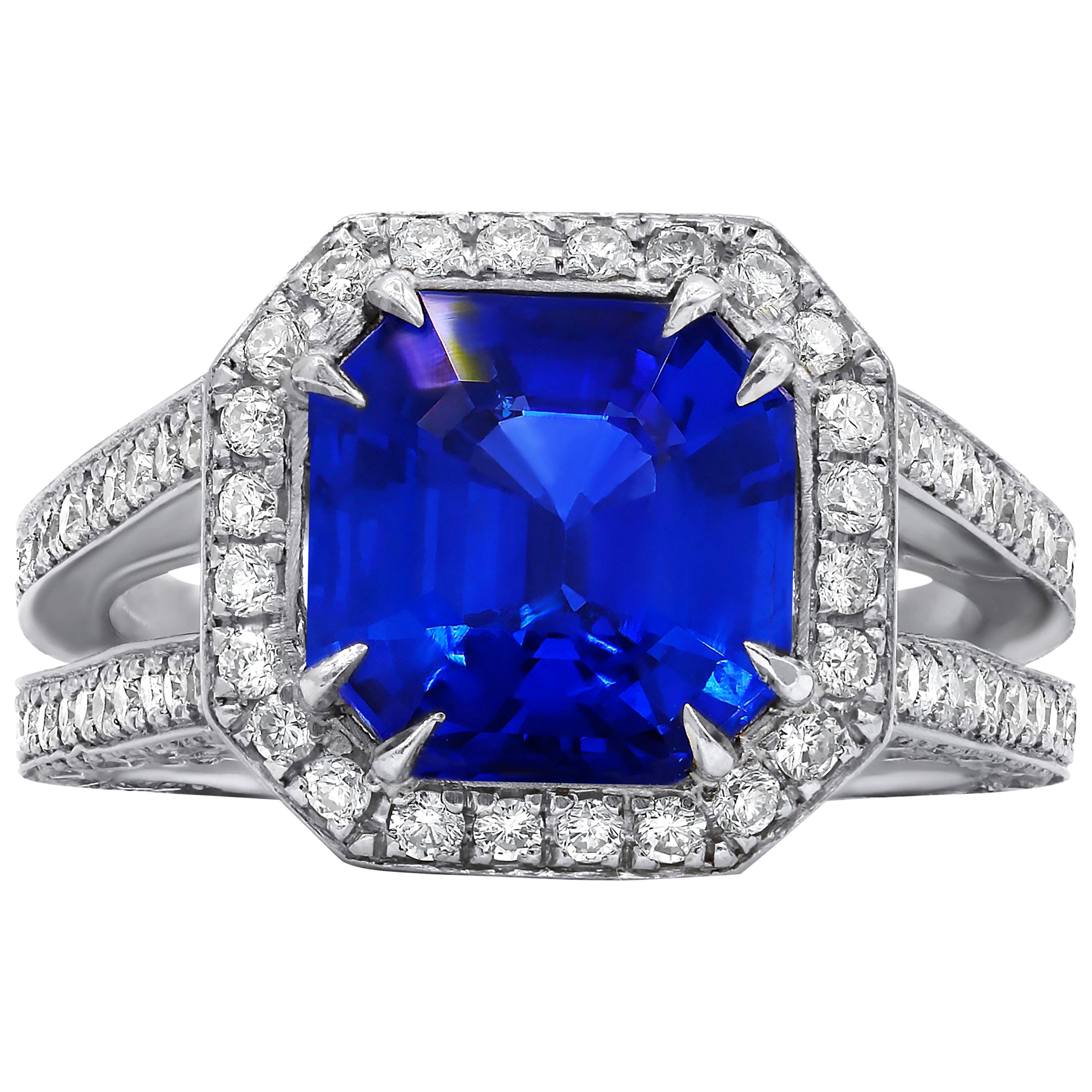 Certified 3.98 Carat Ceylon Sapphire and Diamond Ring For Sale
