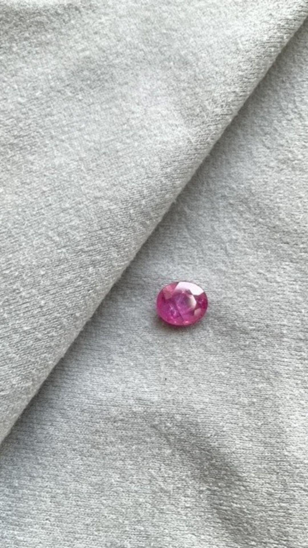Women's or Men's Certified 3.99 Carats Mozambique Ruby Oval Faceted Cutstone No Heat Natural Gem For Sale