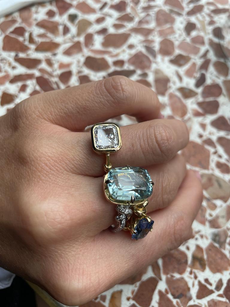Women's or Men's Certified 3ct Cut Diamond Engagement Ring bezel set in 18ct yellow gold 