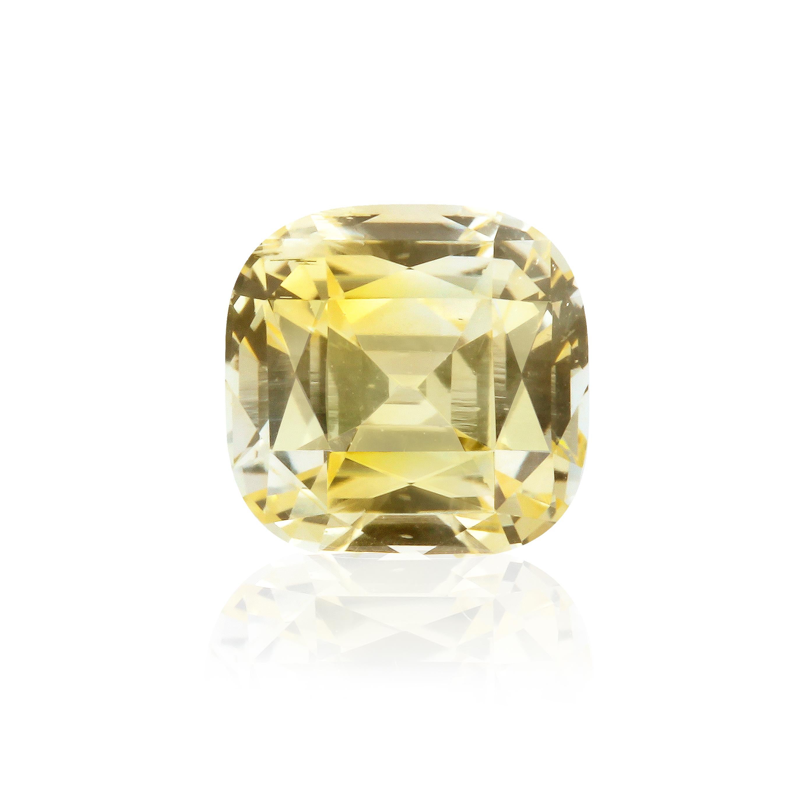 Modern Certified 4 Carat Yellow Sapphire & Diamond Halo Ring 'Natural & Untreated' For Sale