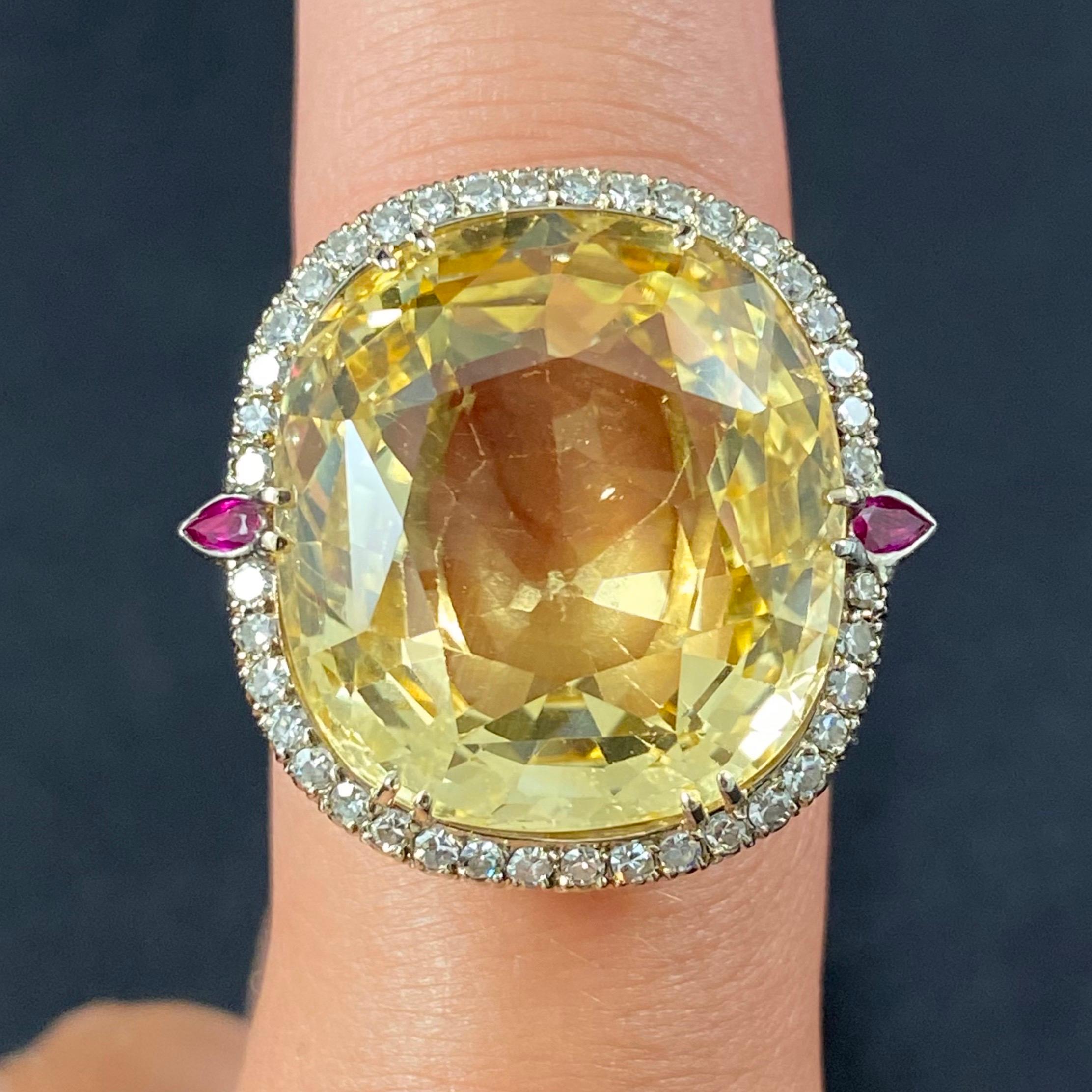 Certified 40 Carat Natural Unheated Ceylon Yellow Sapphire Diamond Cocktail Ring For Sale 2