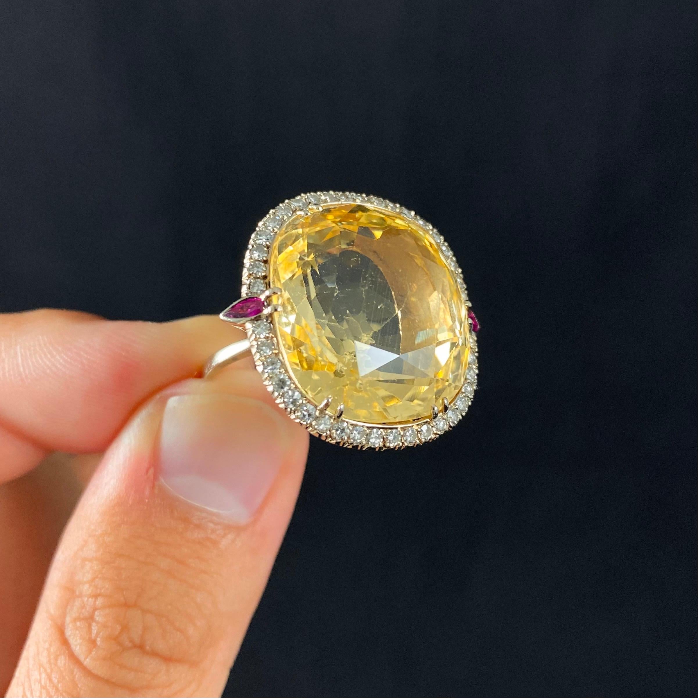 Art Deco Certified 40 Carat Natural Unheated Ceylon Yellow Sapphire Diamond Cocktail Ring For Sale