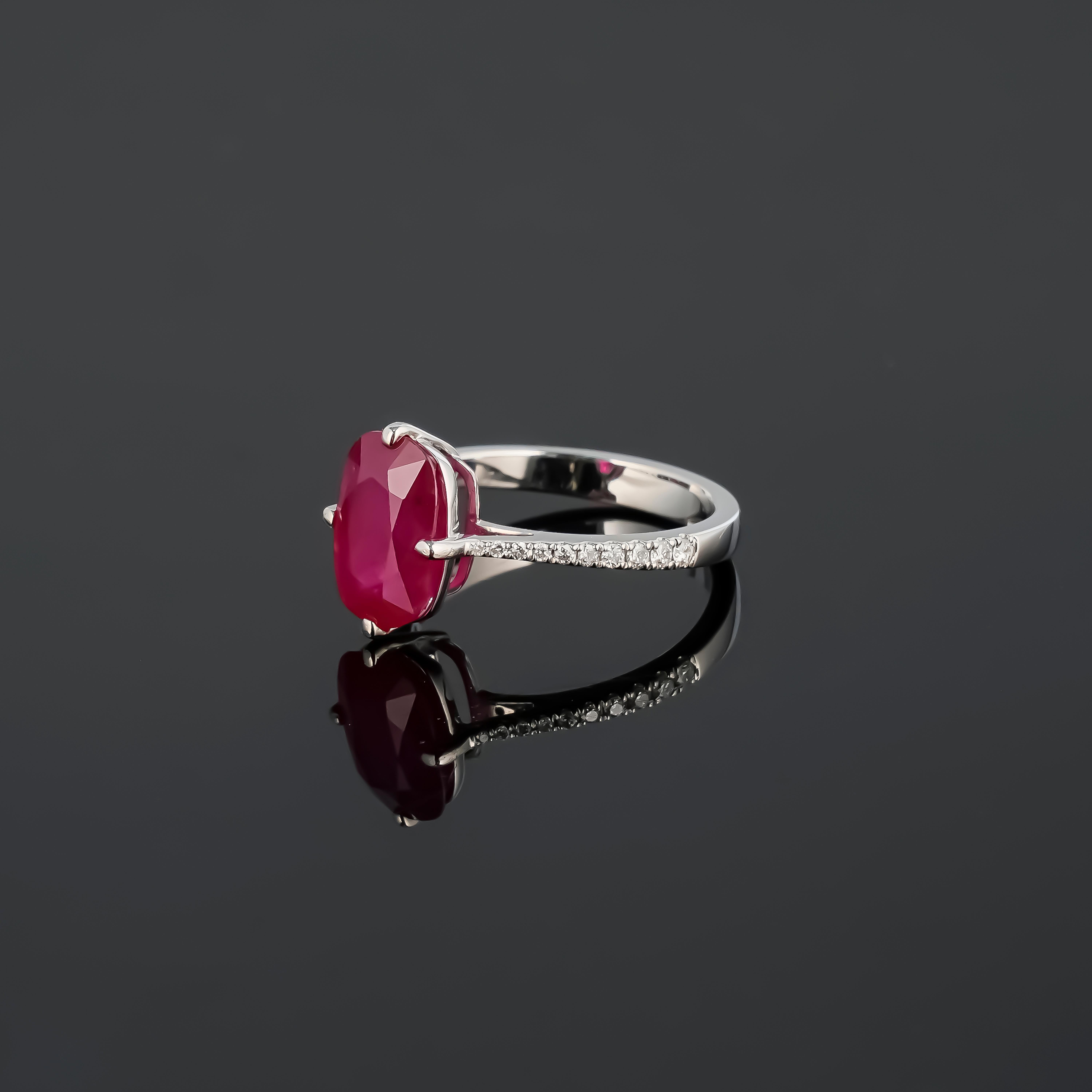 Modern Certified 4.06 Carat Burma Ruby and Diamond Engagement Ring For Sale