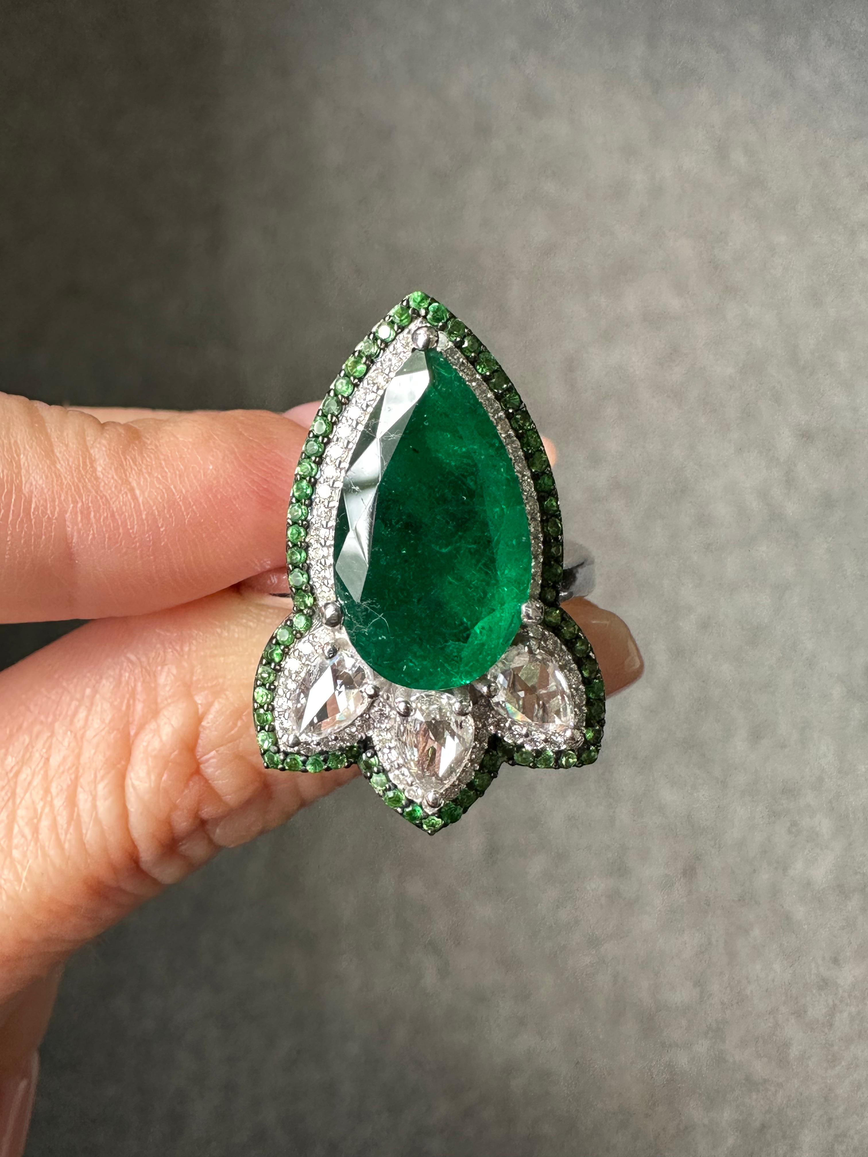Pear Cut Certified 4.08 Carat Pear Shape Emerald and Diamond Cocktail Ring For Sale