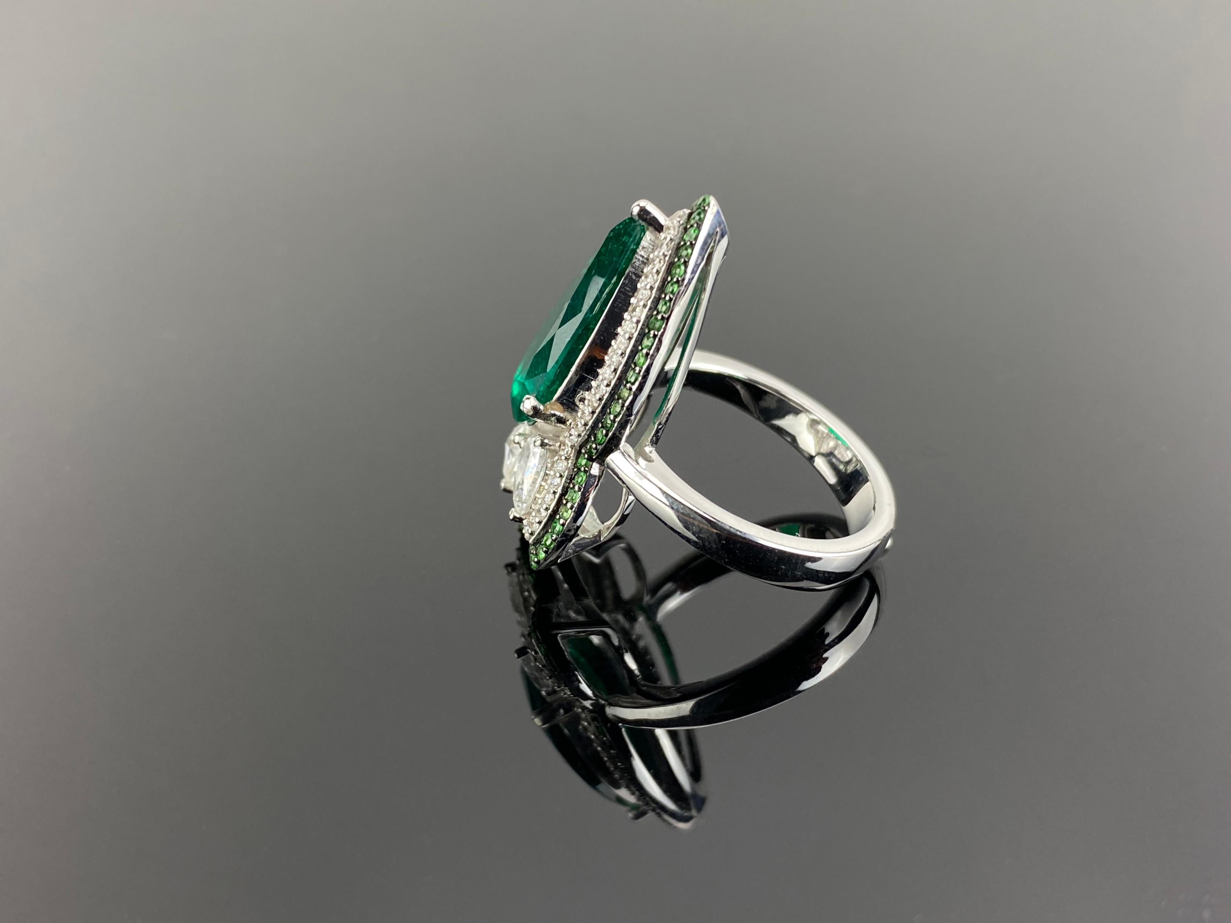 Certified 4.08 Carat Pear Shape Emerald and Diamond Cocktail Ring For Sale 1