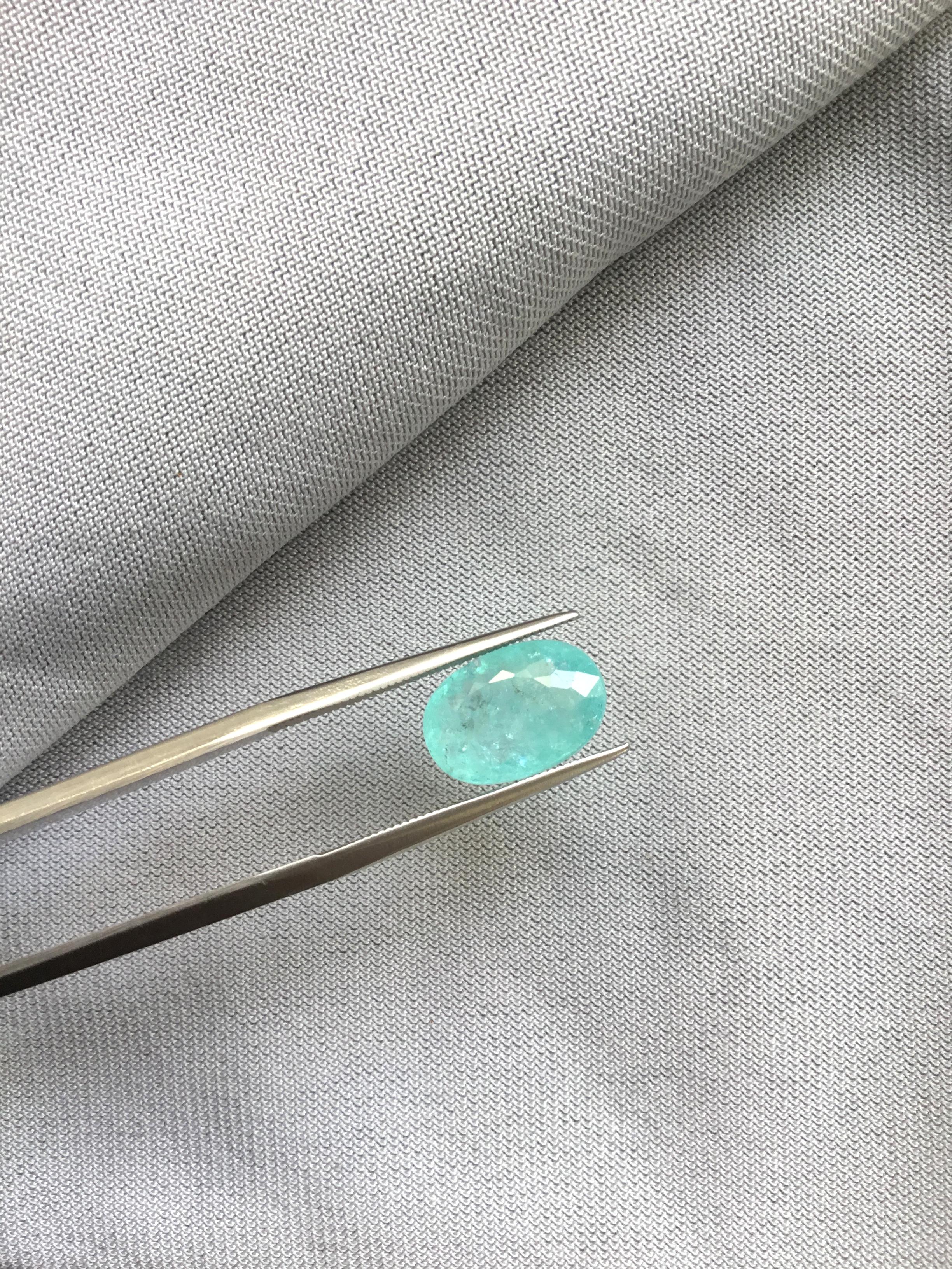 Exceptional 4.09 Carats Paraiba Tourmaline Oval Cut Stone for Fine Jewelry