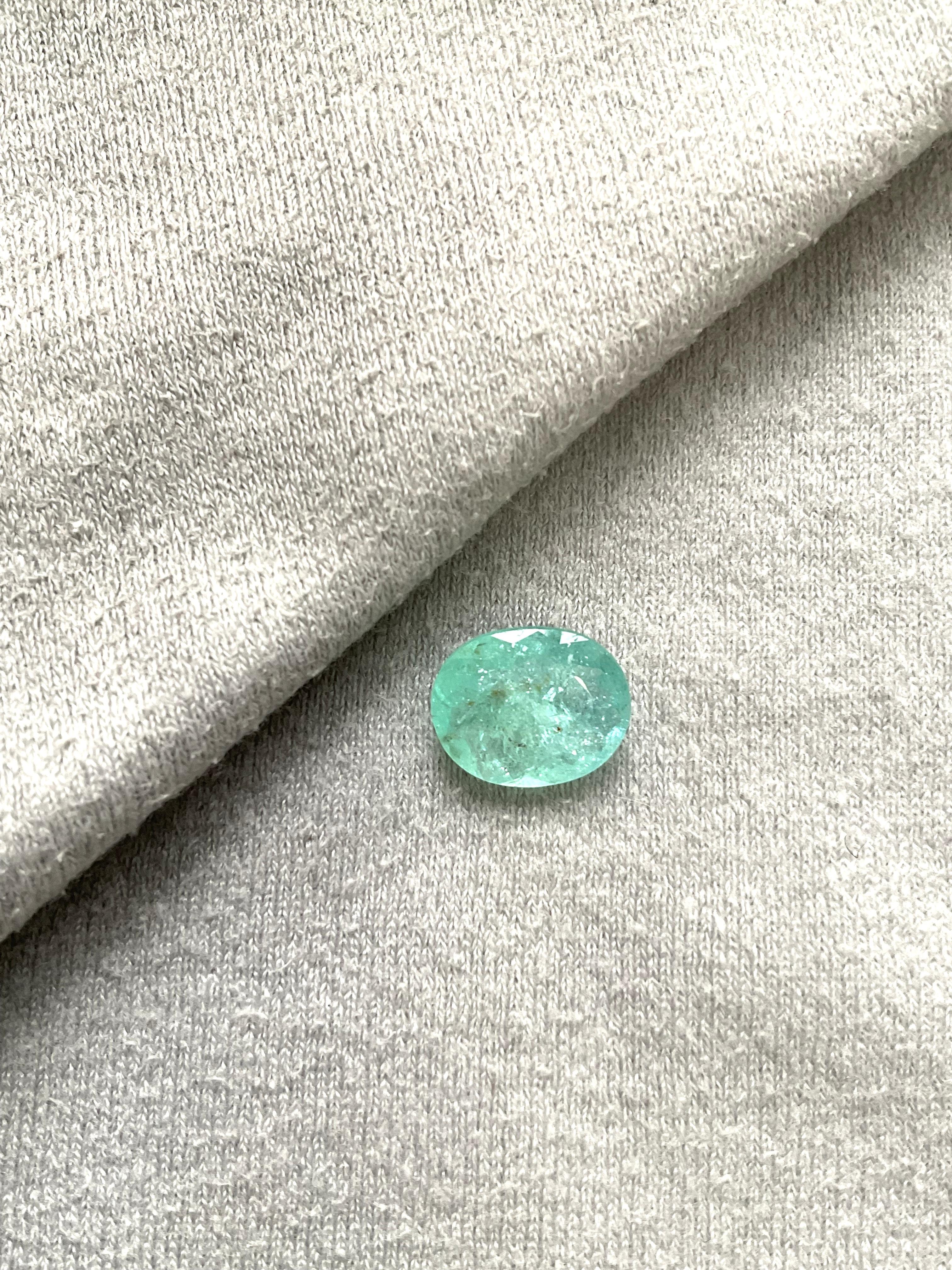 Certified 4.11 Carats Blue Paraiba Tourmaline Oval Cut Stone for Fine Jewelry In New Condition For Sale In Jaipur, RJ