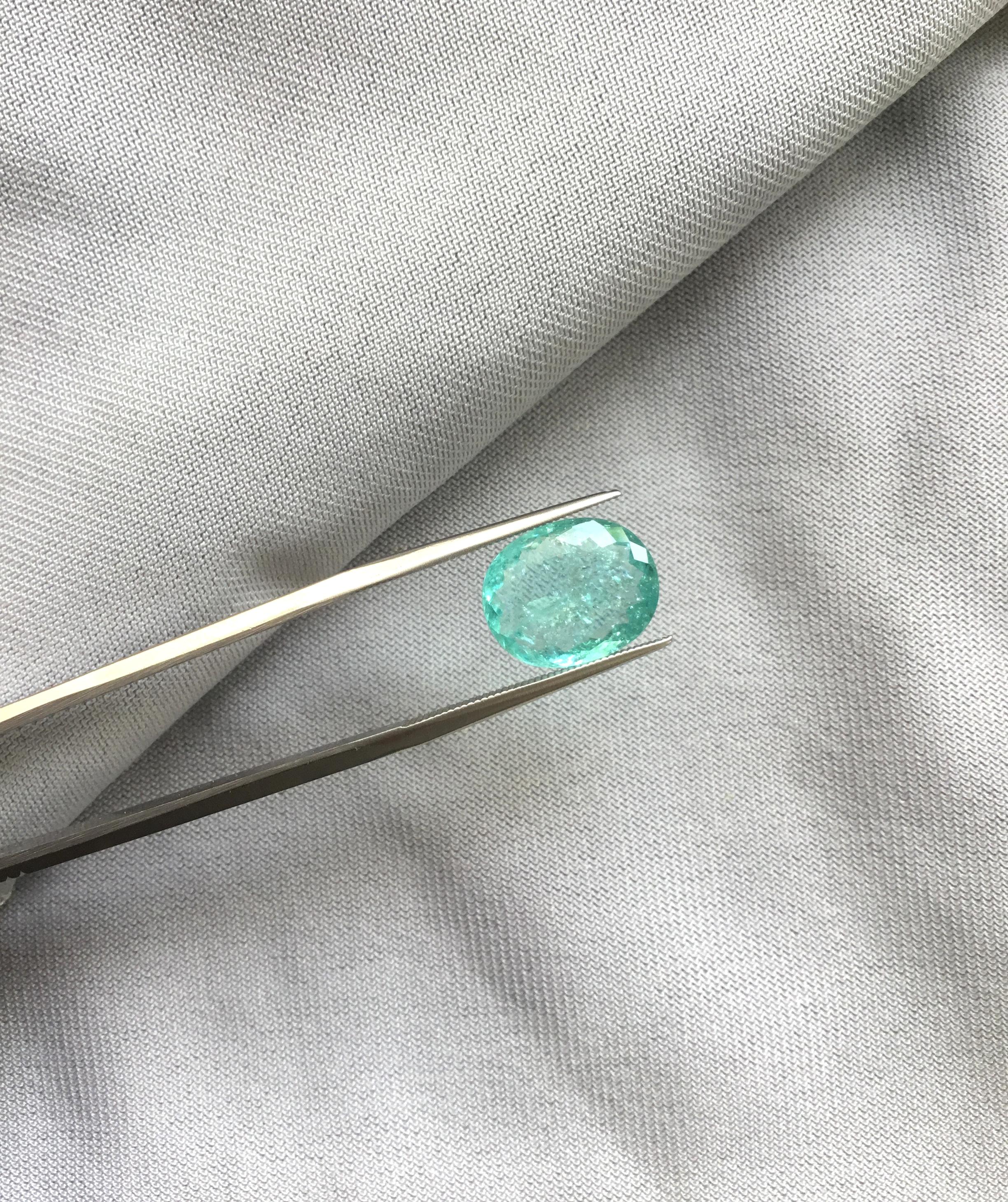 Exceptional 4.11 Carats Paraiba Tourmaline Oval Cut Stone for Fine Jewelry