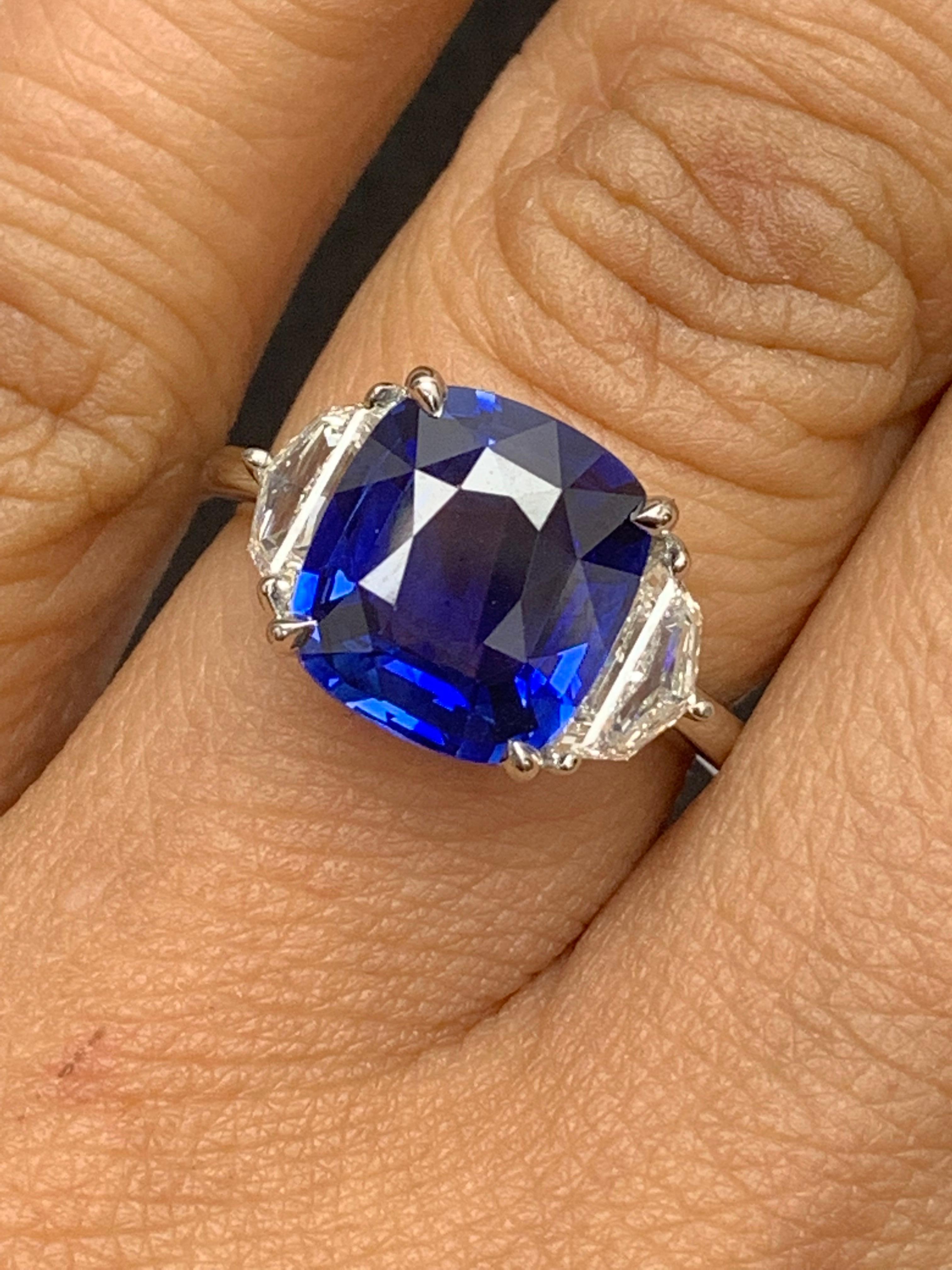 Certified 4.15 Carat Cushion Cut Sapphire Diamond Three-Stone Engagement Ring For Sale 6