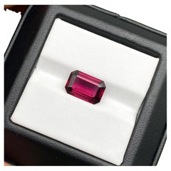 Certified 4.17Ct Natural Garnet Rhodolite gemstone, rectangular cut, Tanzania