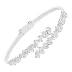Bracciale bypass con diamanti a forma multipla certificati da 4,28 carati in oro bianco 14 carati