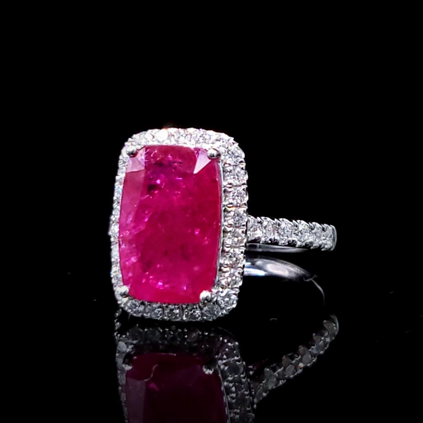 Bague en or blanc 18 carats, rubis de Birmanie certifié sans chaleur et diamants de 4,30 carats en vente 6