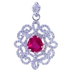 Colgante de oro de 18 quilates con turmalina rubelita certificada de 4,30 quilates y diamantes de 1,80 quilates