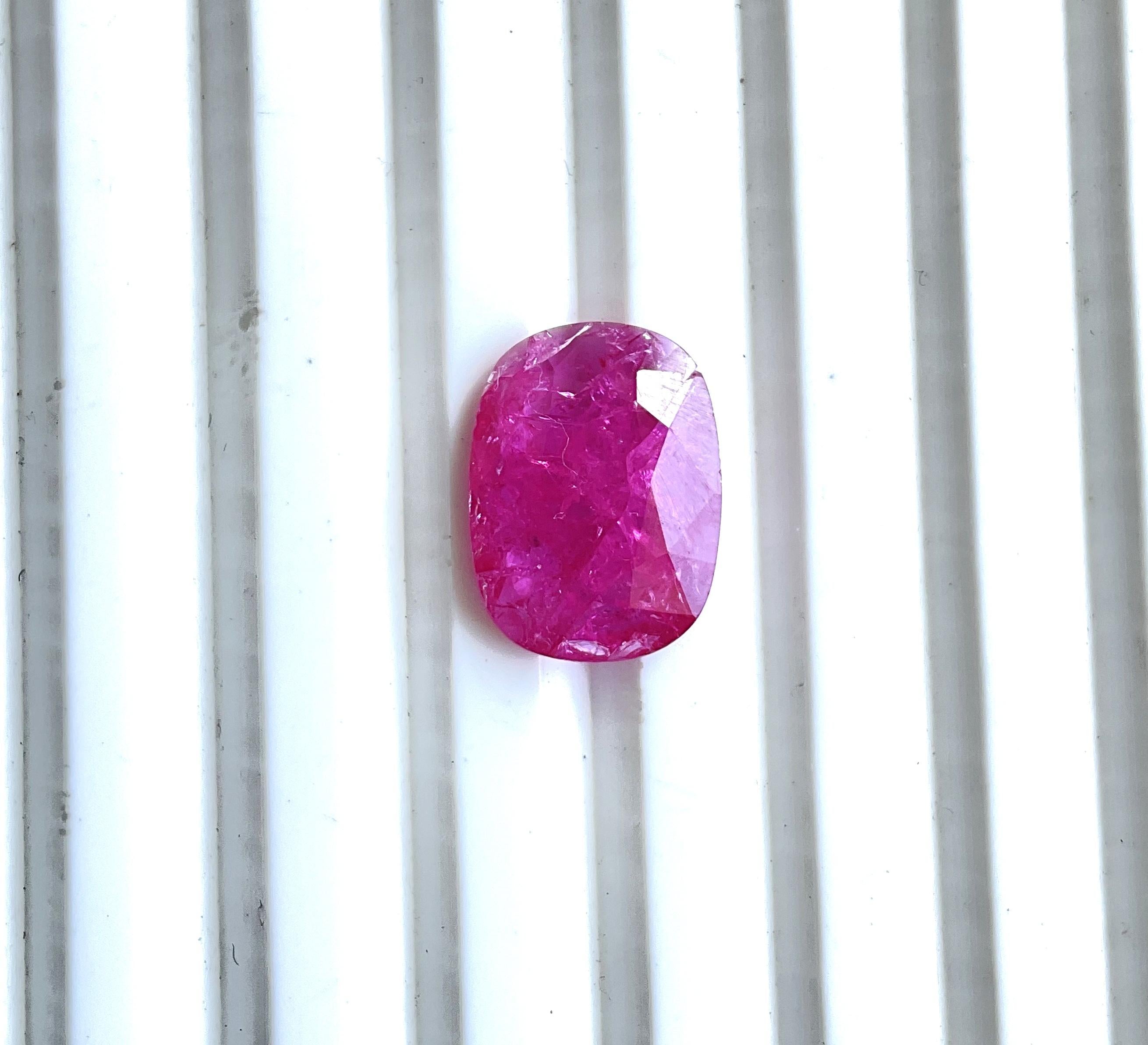 Cushion Cut Certified 4.43 Carats Mozambique Ruby Cushion Faceted Cut stone No Heat Natural For Sale