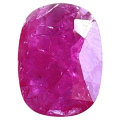 Pierre de rubis du Mozambique certifiée 4.43 carats, taille coussin facettée, non chauffée, naturelle