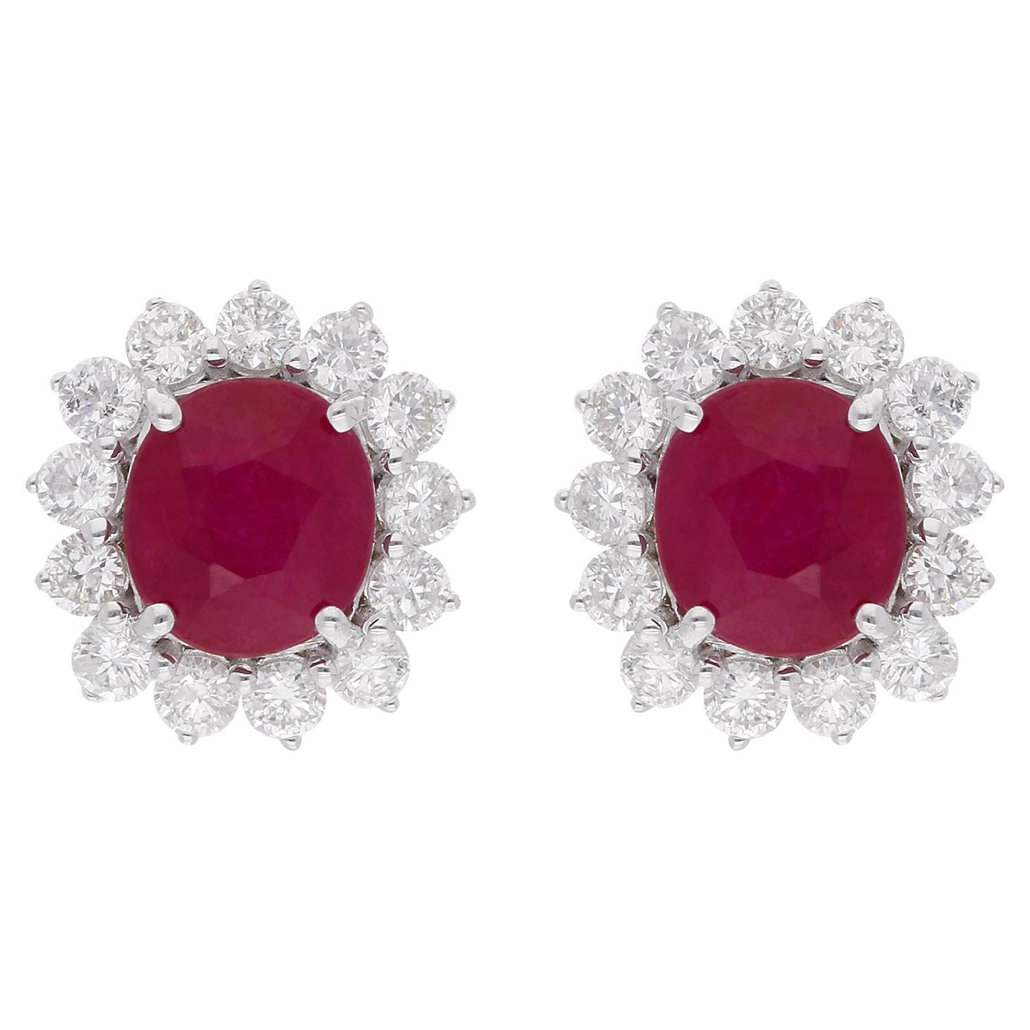 Orecchini di rubini certificati da 4,49 CTW 1,52 Carati SI/H Halo Diamond Oro bianco 18k in vendita