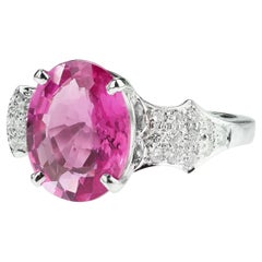 Certified 4.5 Carat Natural Pink Sapphire and Diamond Ring in 18 Karat Gold