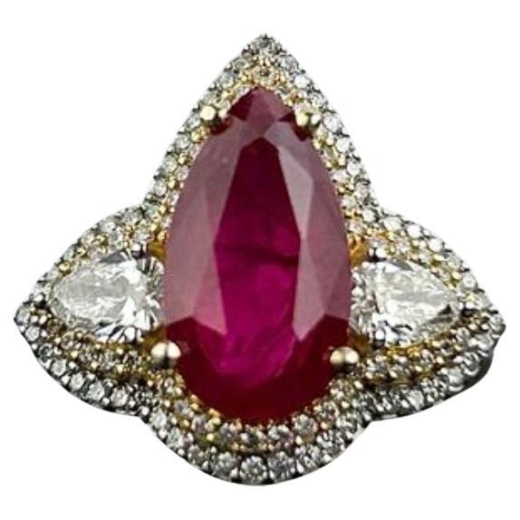 Bague de fiançailles à trois pierres certifiée 4,56 carats de rubis et de diamants