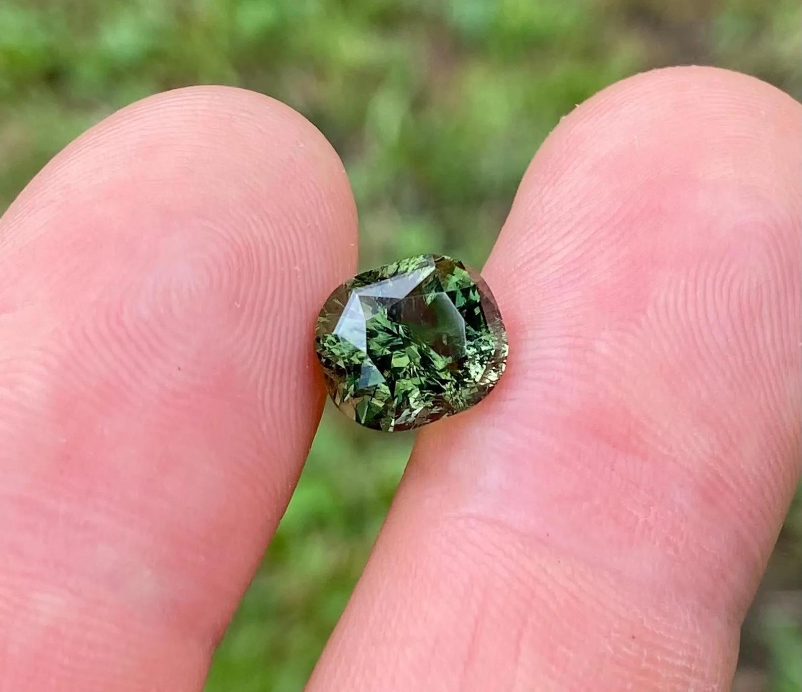 Zertifiziert 4.57Ct Natürlicher Grüner Apatit lose Edelstein, Kissen , Herkunft Nigeria im Angebot 4