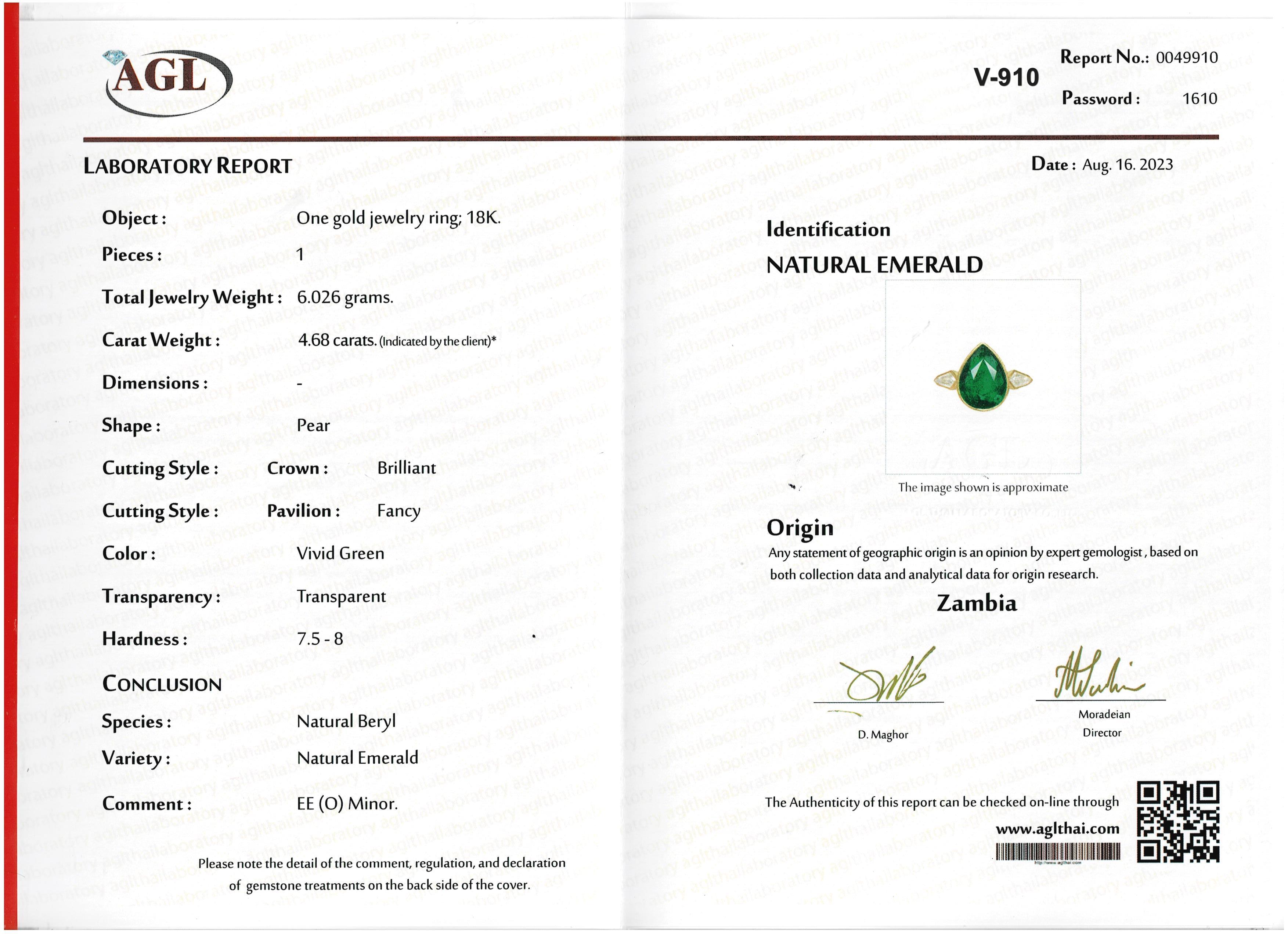 Anello a tre pietre con smeraldo e diamante a forma di pera certificato da 4,68 carati in vendita 7