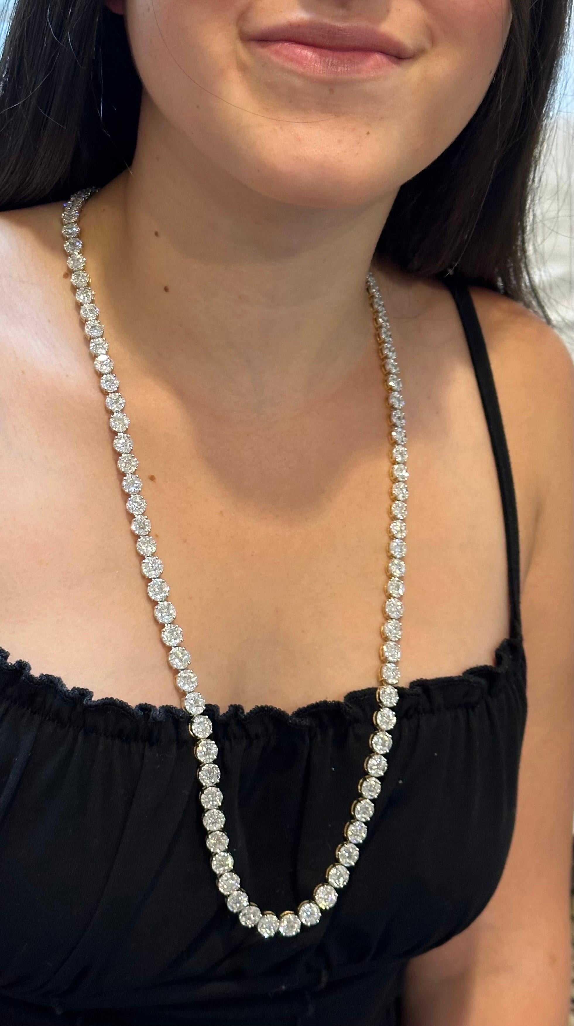 Taille Marquise Collier Riviera en or blanc 18 carats avec diamants sertis en pavé certifiés 47 carats de 28 pouces de long en vente