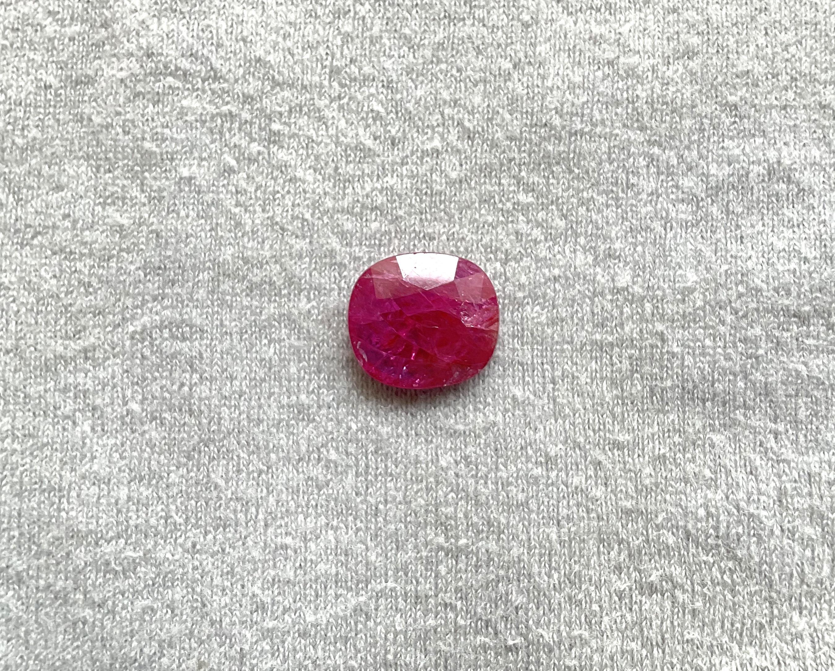 Oval Cut Certified 4.77 Carats Mozambique Ruby Oval Faceted Cut stone No Heat Natural Gem For Sale