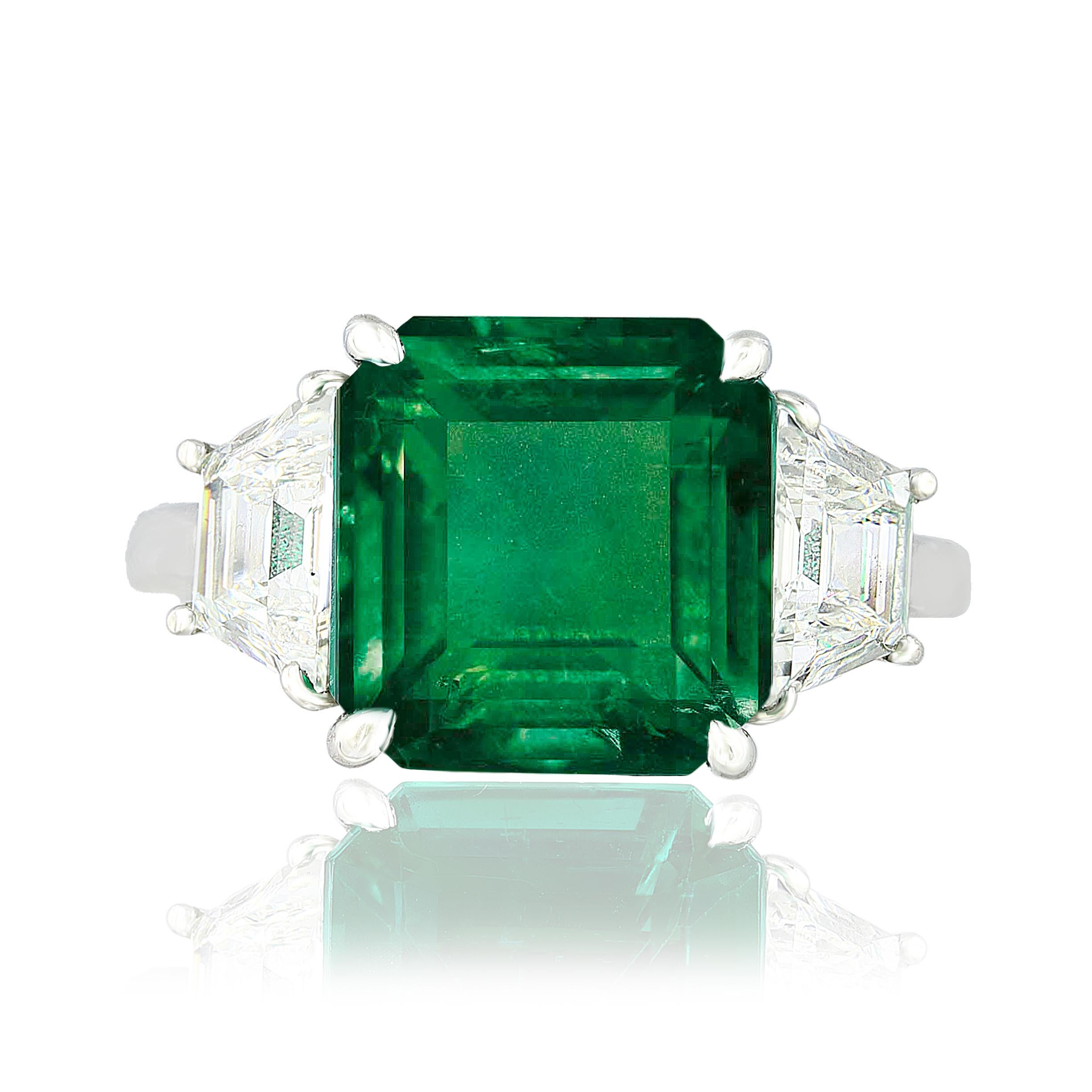 Modern Certified 4.78 Carat Emerald Cut Emerald Diamond Engagement Ring in Platinum For Sale