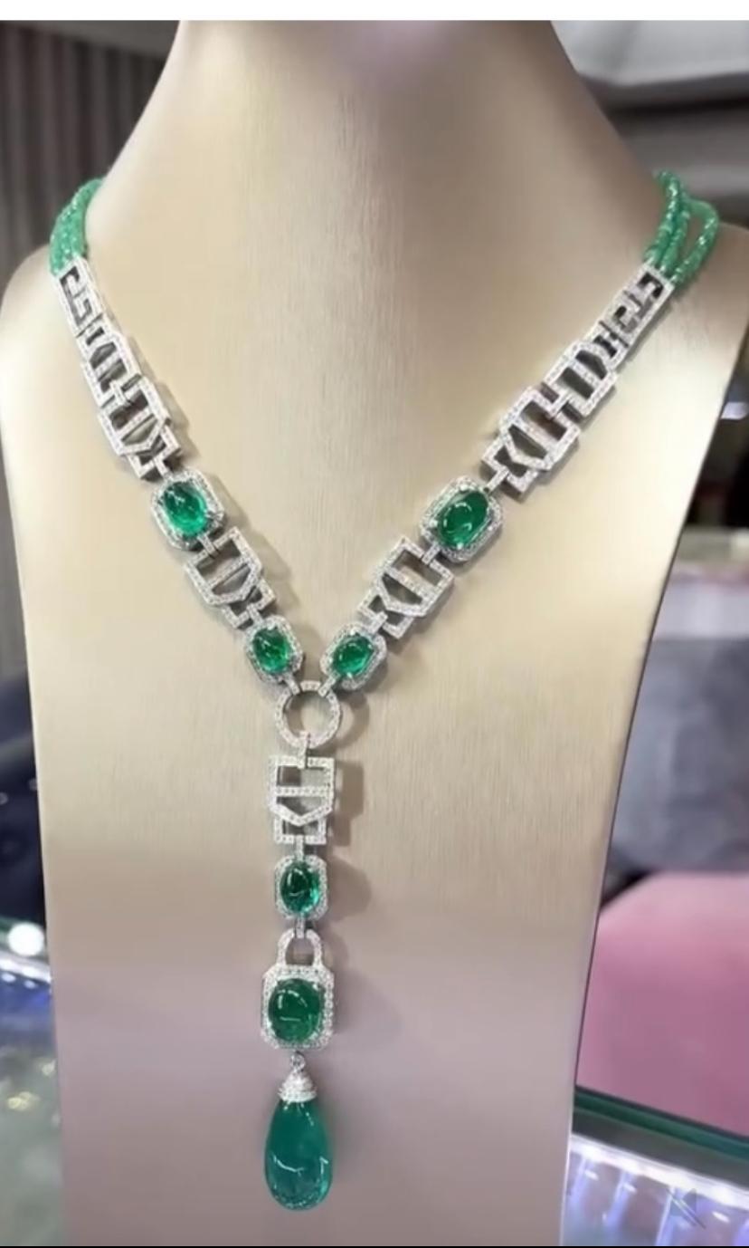Certified 48.00 Carats Zambian Emeralds 7.60 Carats Diamonds 18k Gold Necklace In New Condition For Sale In Massafra, IT