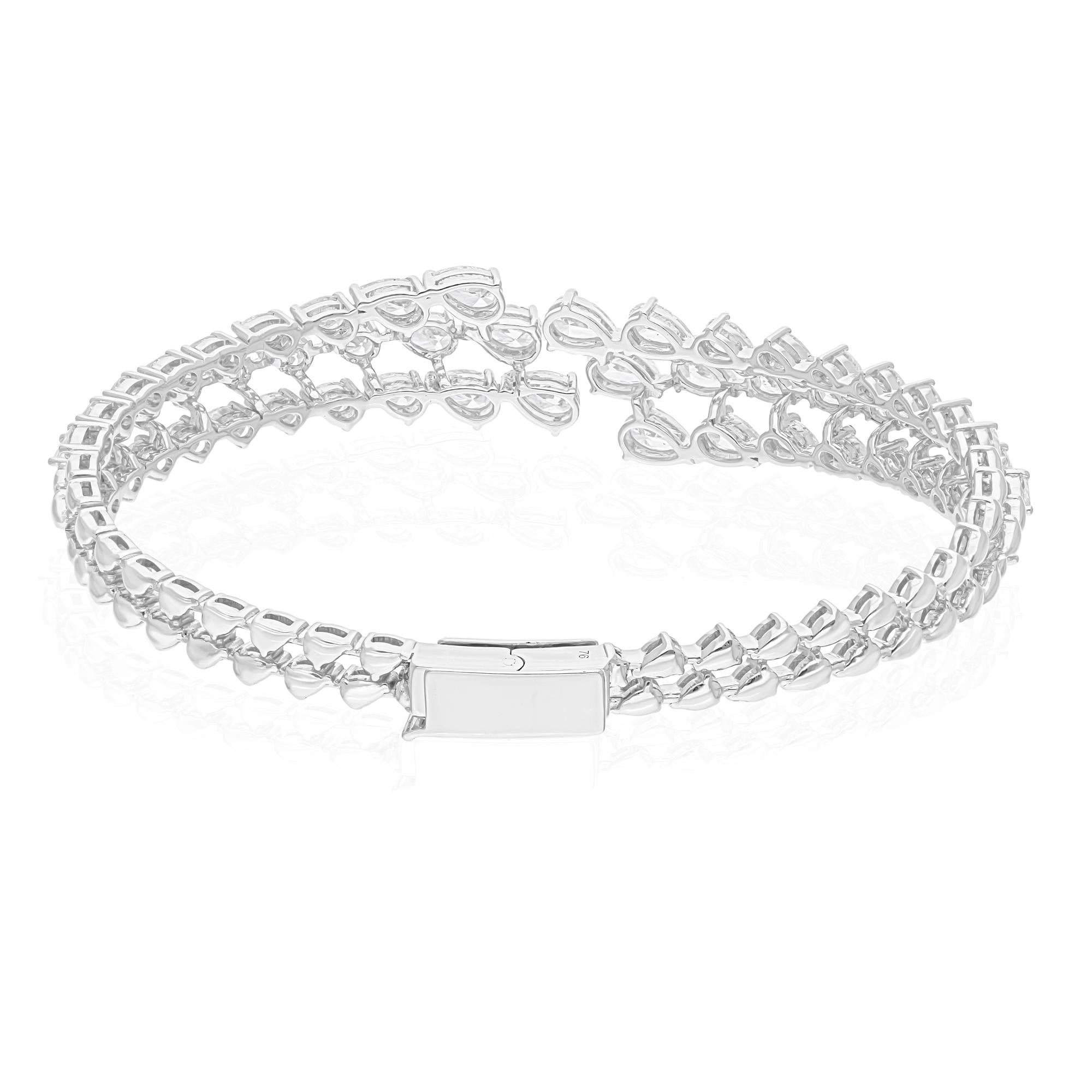 Certified 4.81 Carat SI/H Diamond Clamper Bangle Bracelet 18 Karat White Gold en vente 1